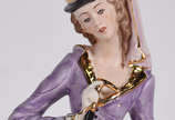 Teresa Linhares,  - Estatueta representando figura feminina. Esta estatueta foi elaborada com a mais pura porcelana de Limoges - França .
Os escultores  envolvidos na pro