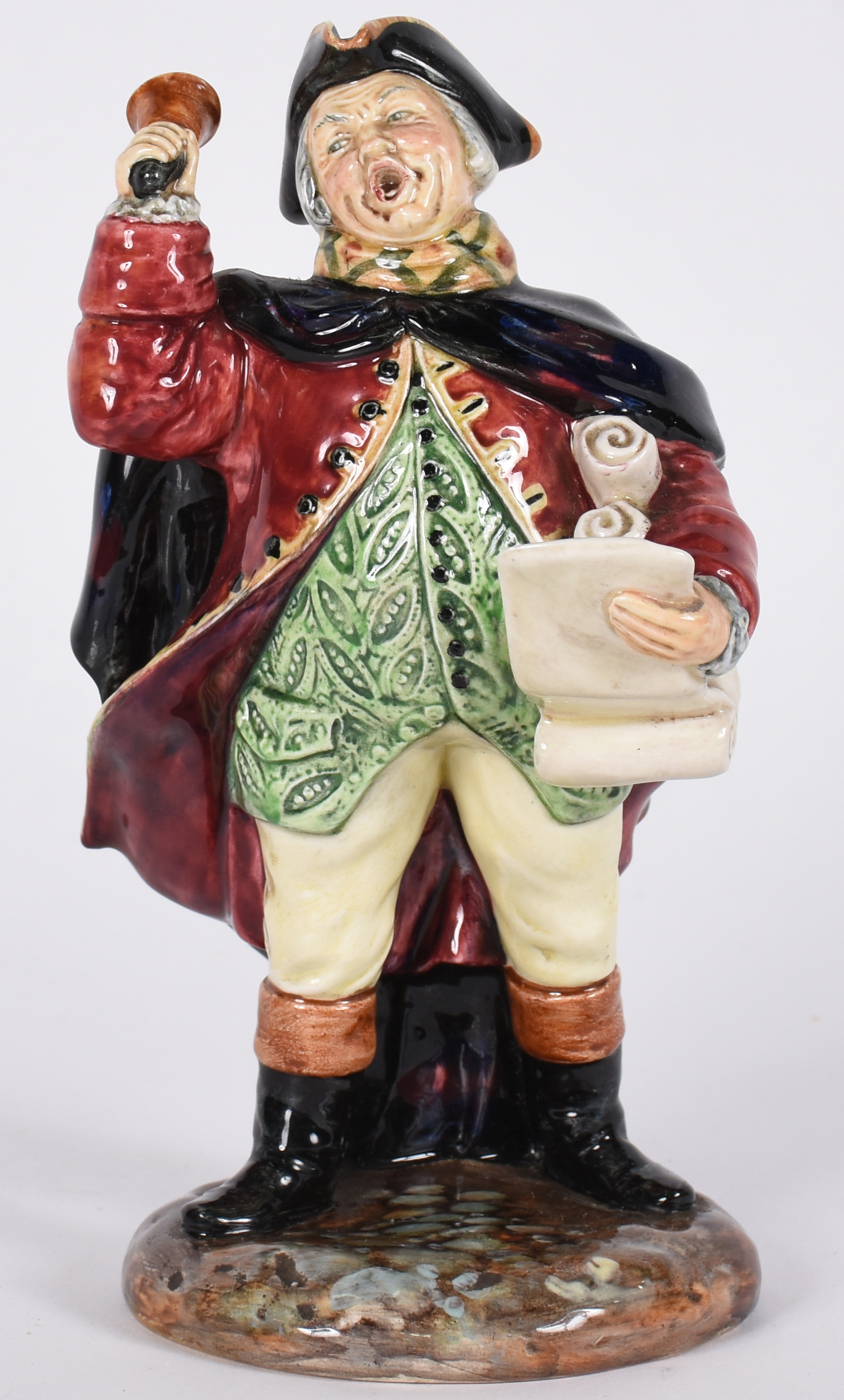 Estatueta de faiança Royal Doulton representando nobre .Town Crier . - foto 1 de 3