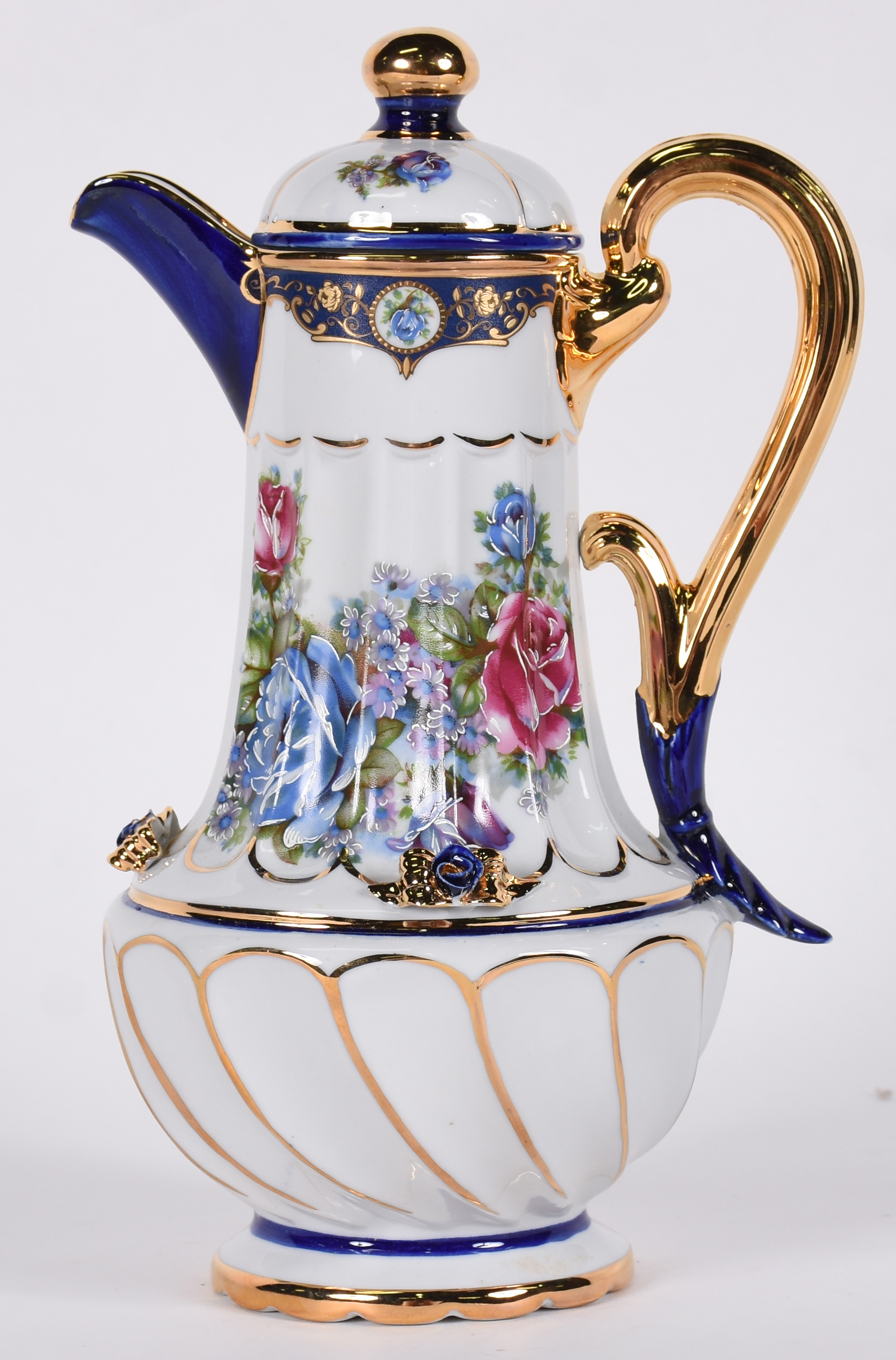 Bule de porcelana Portuguesa Myrtus . - foto 1 de 3
