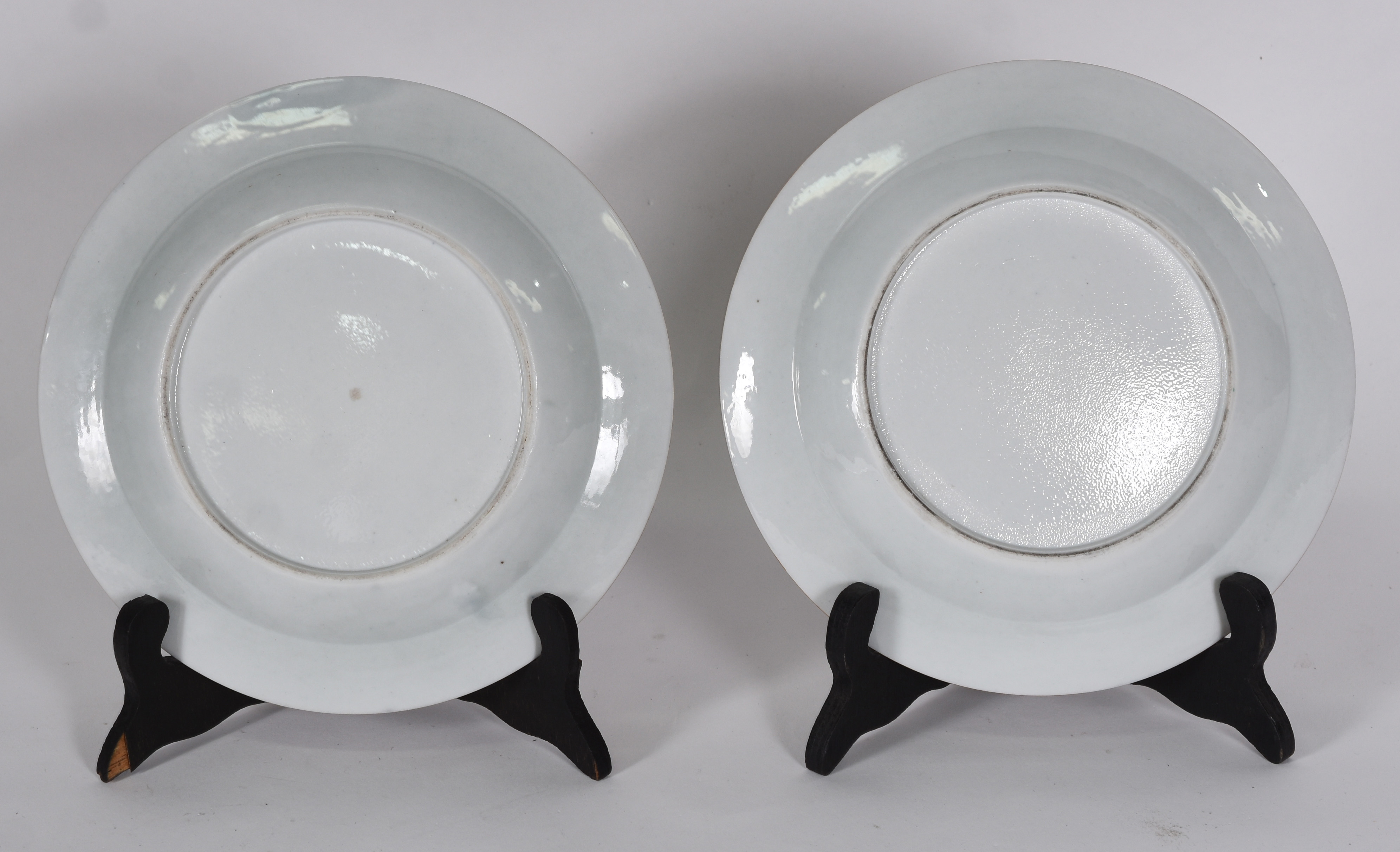 Par de pratos de porcelana Chinesa. - foto 2 de 2