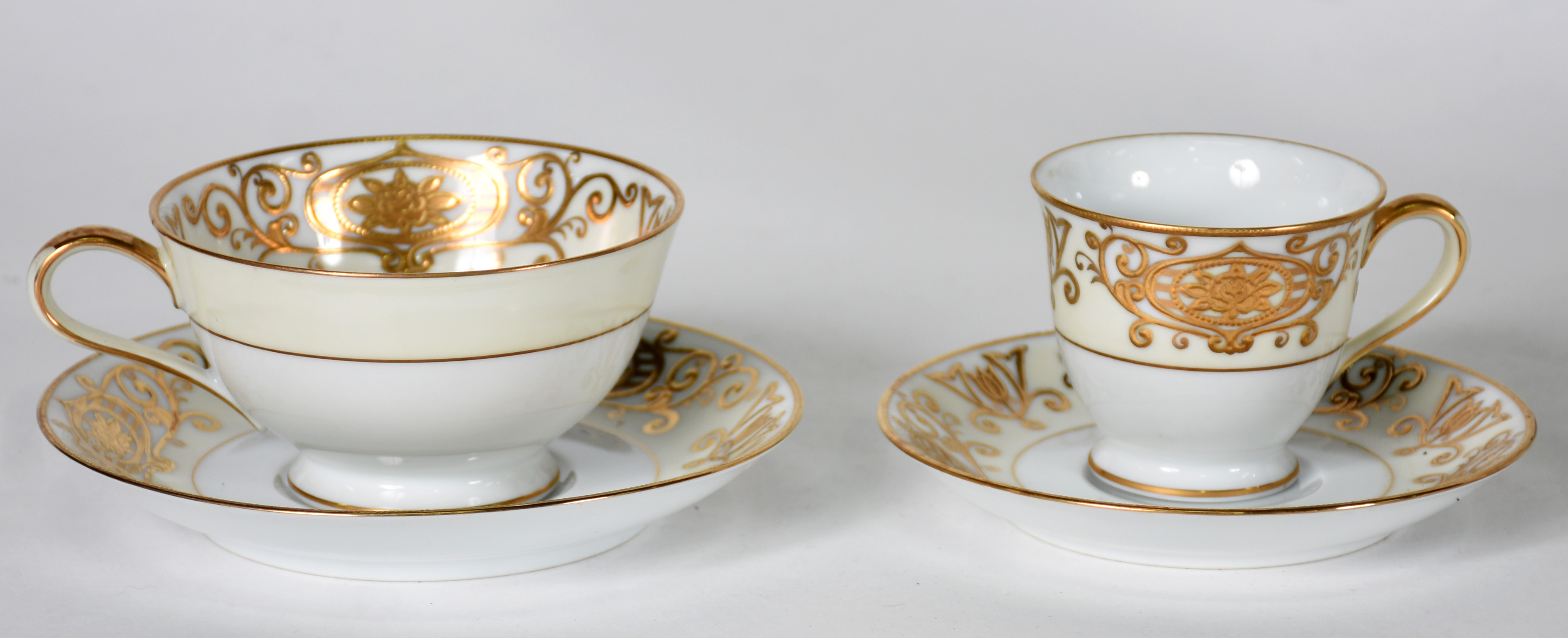 Belíssimo Aparelho de jantar , chá e café de porcelana japonesa... - foto 2 de 9