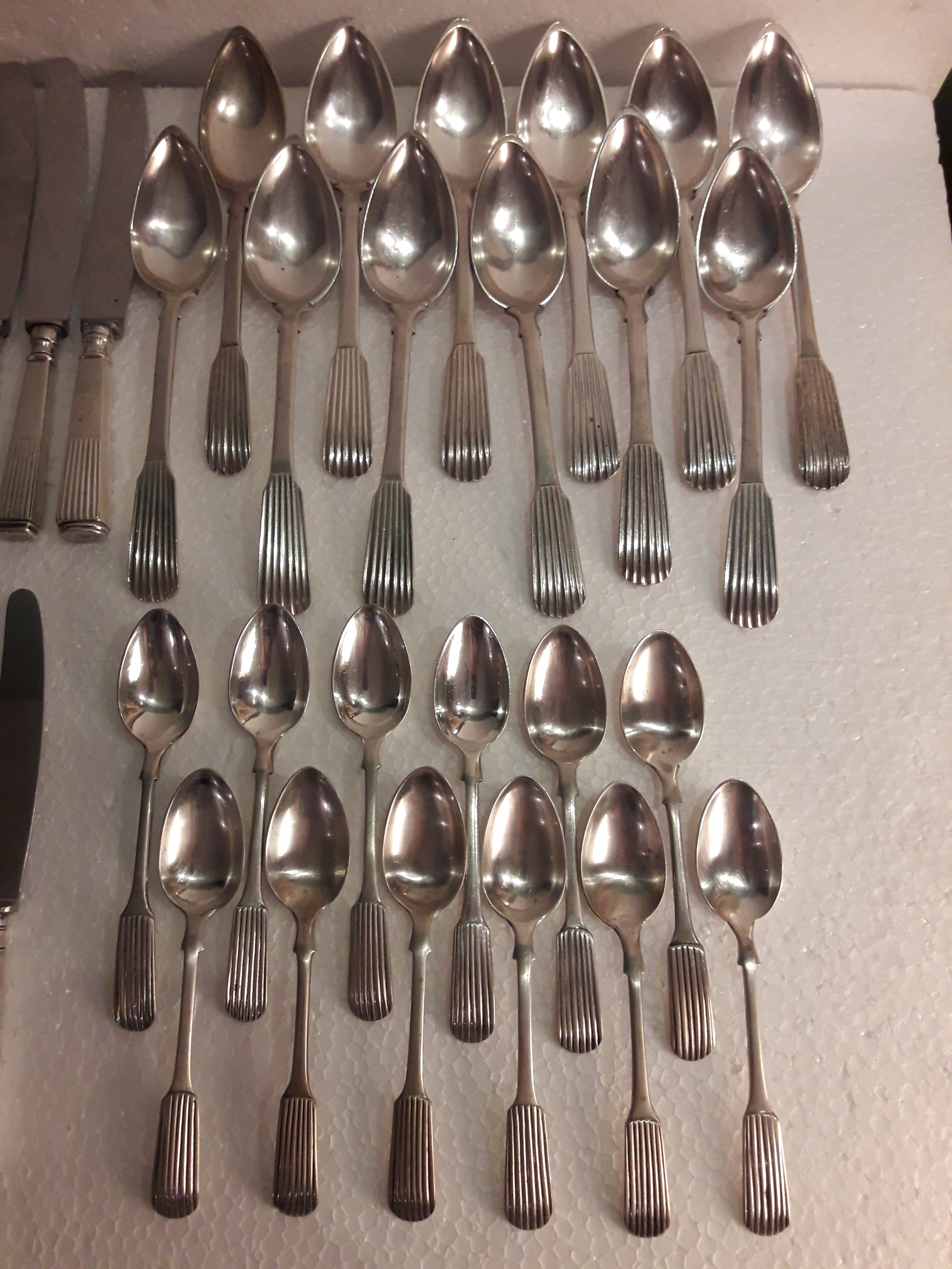 Faqueiro Da. Maria – Prata colonial – Decoração com caneluras na... - foto 4 de 4