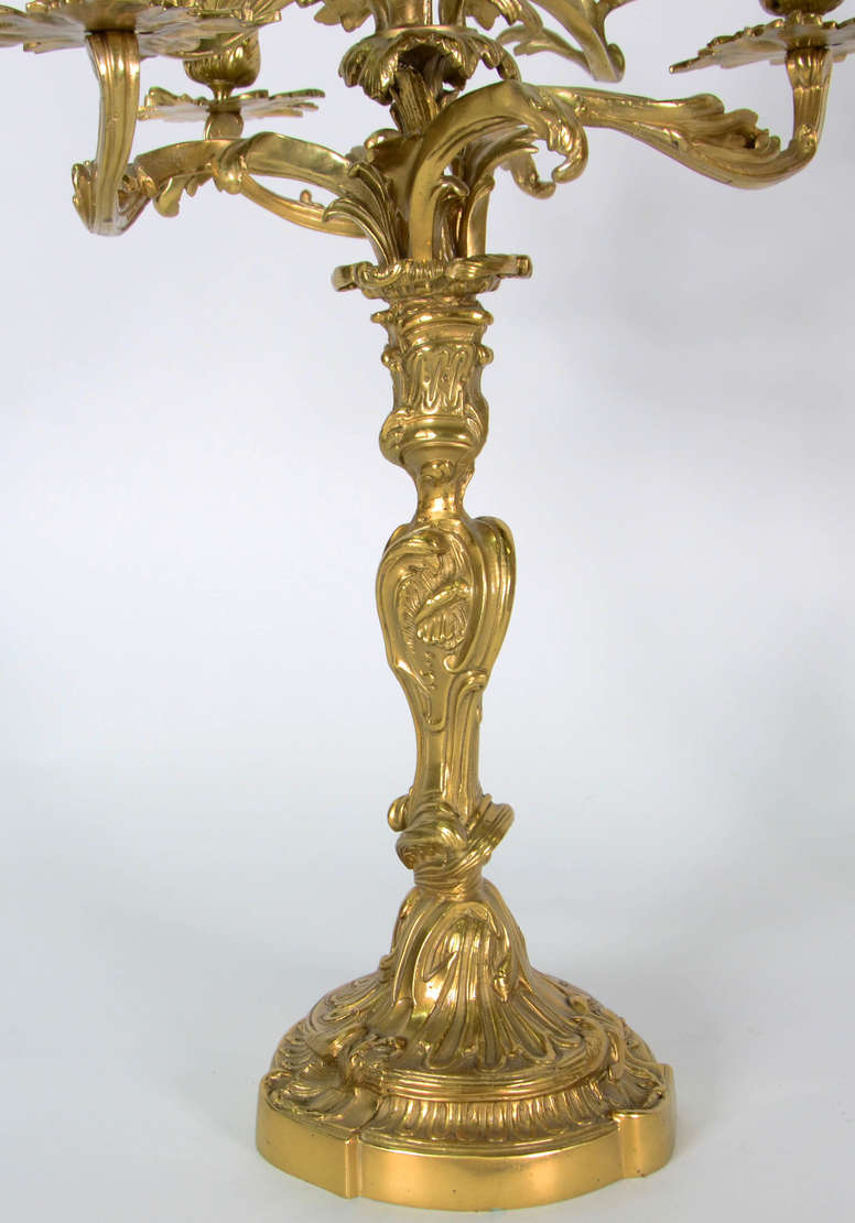 Par de Candelabros ART NOVEAU – Peças para 6 velas cada – Metal... - foto 3 de 3