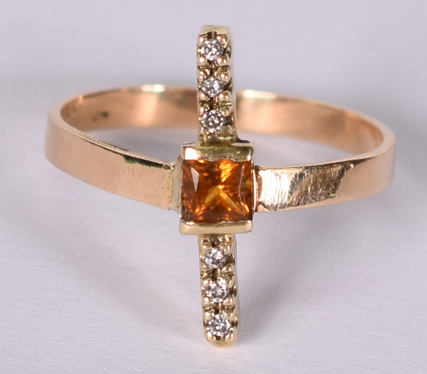 Anel de ouro 18k .Aro 19 (por questão de segurança a peça não se... - foto 1 de 3
