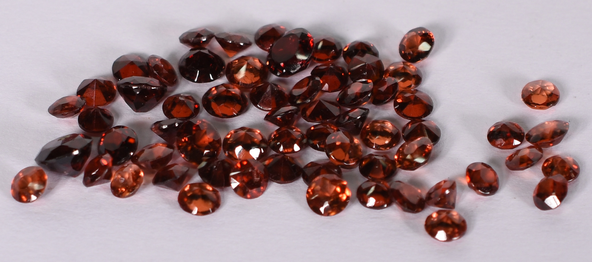Pedras granadas 31,4 cts ( por questão de segurança a peça não se... - foto 1 de 2