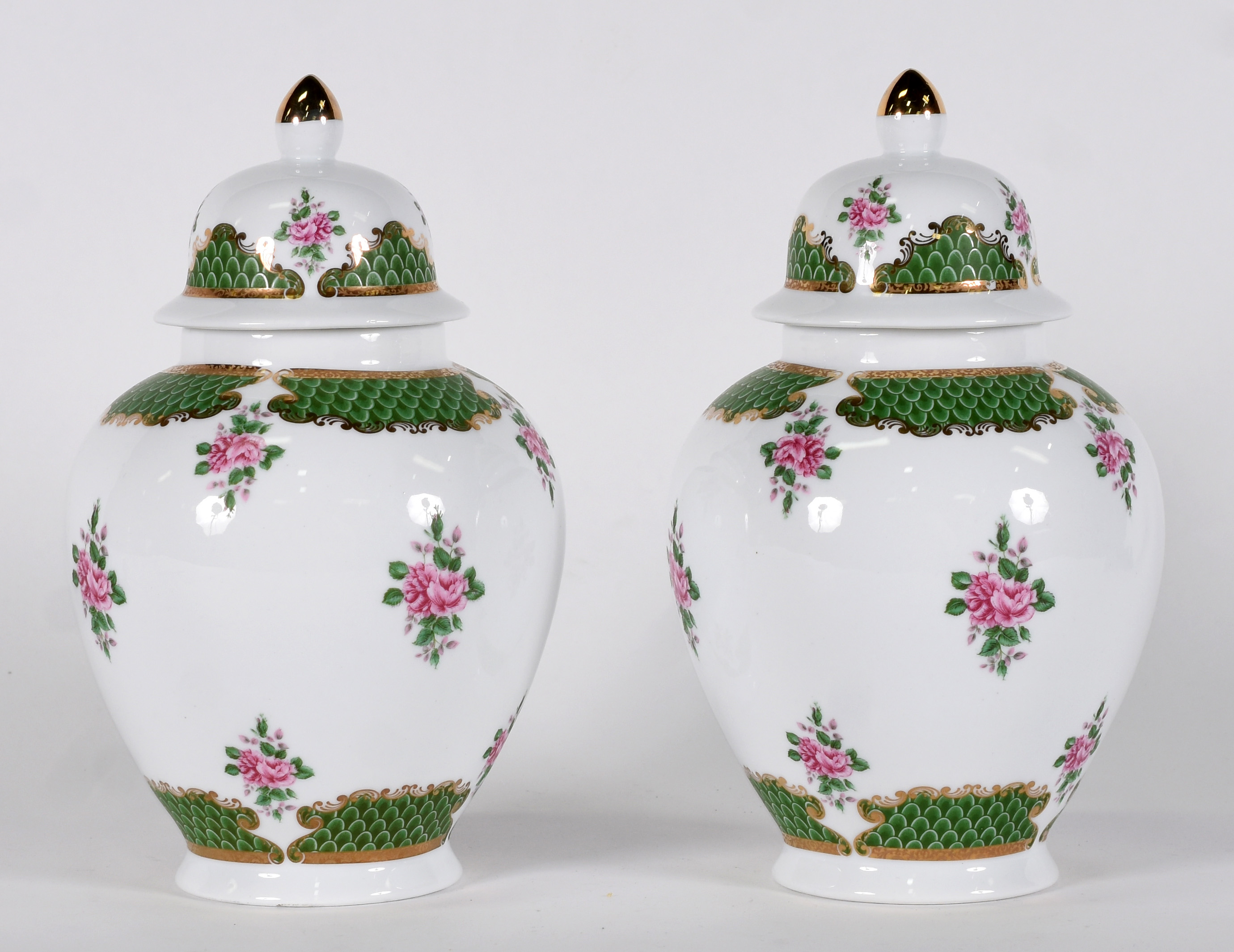 Par de potiches de porcelana italiana decorados á mão . - foto 1 de 5
