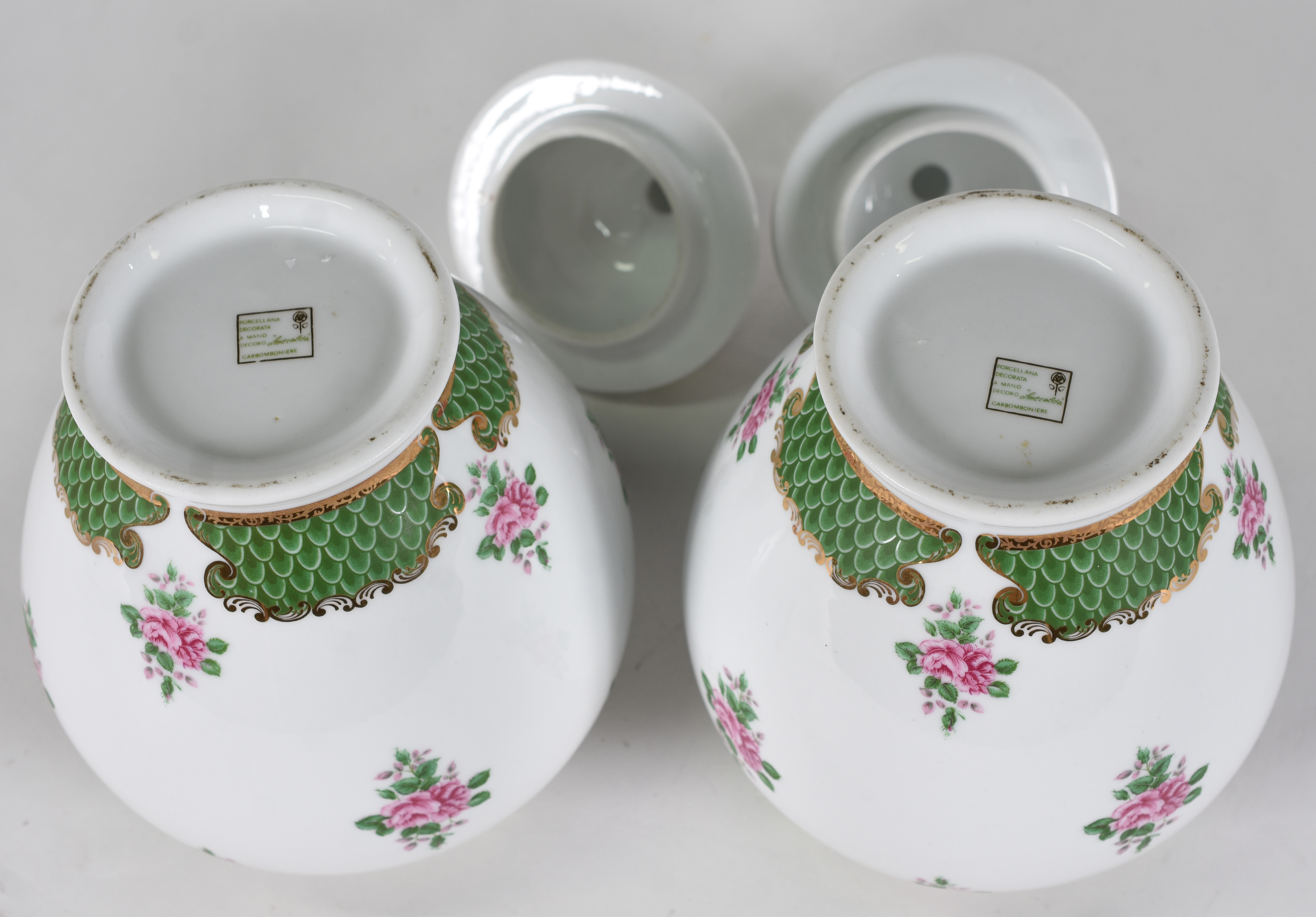 Par de potiches de porcelana italiana decorados á mão . - foto 5 de 5