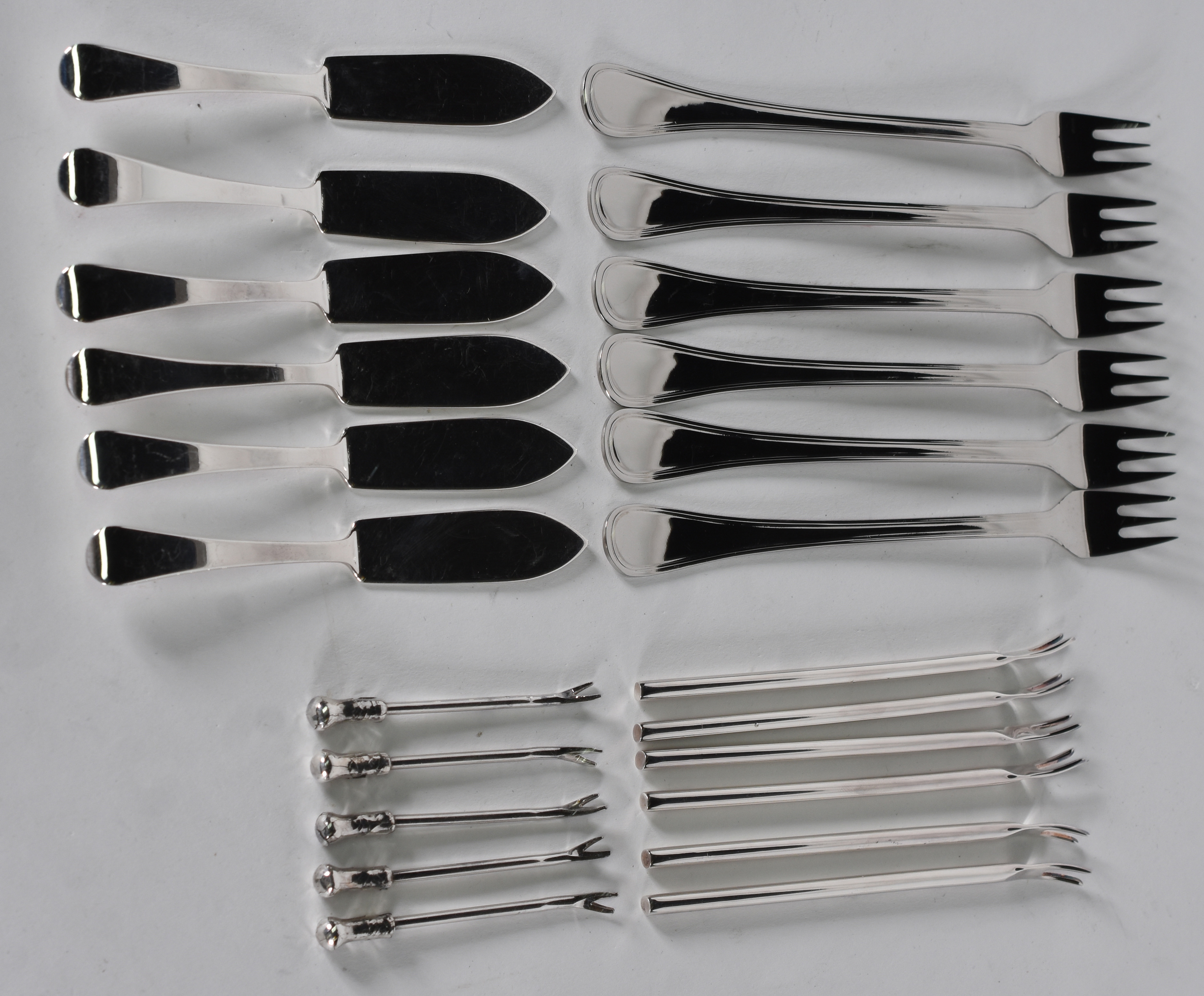 Diversas peças de metal : Porta petiscos com vidro , porta torrada... - foto 3 de 8