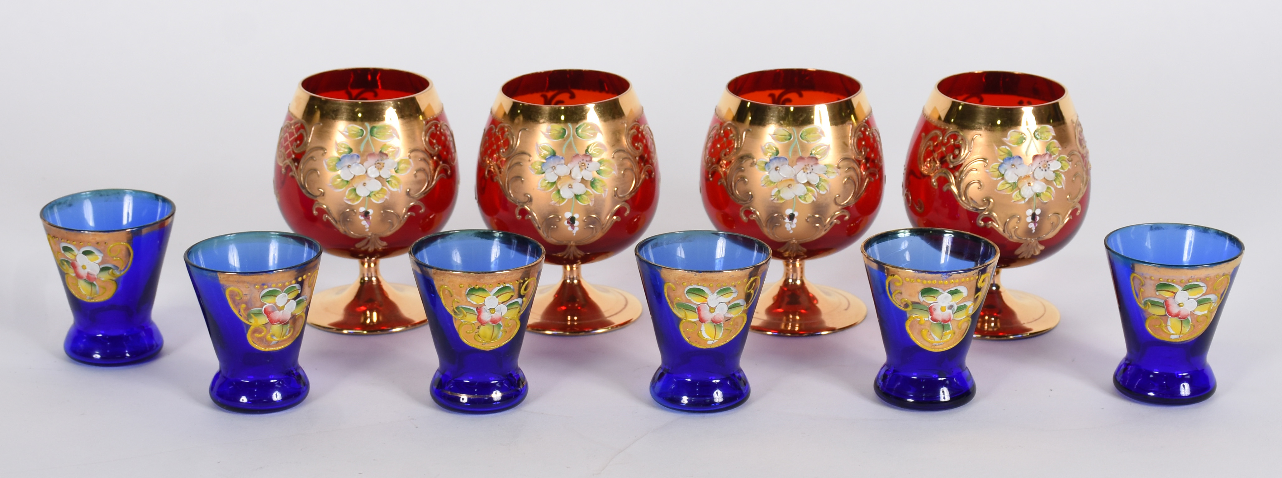 Dez taças de cristal veneziano : 4 para cognac e 6 para batida. - foto 1 de 3