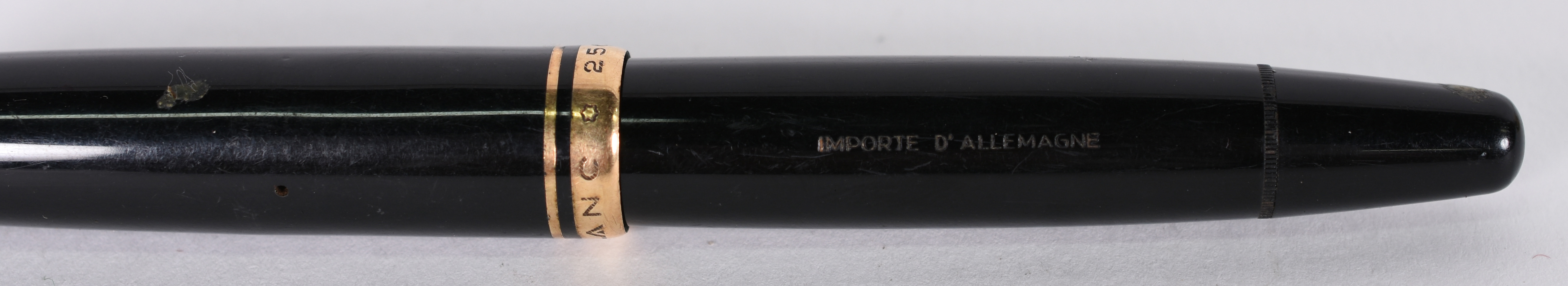 Duas antigas canetas, sendo uma tinteiro Montblanc (Importe... - foto 2 de 7