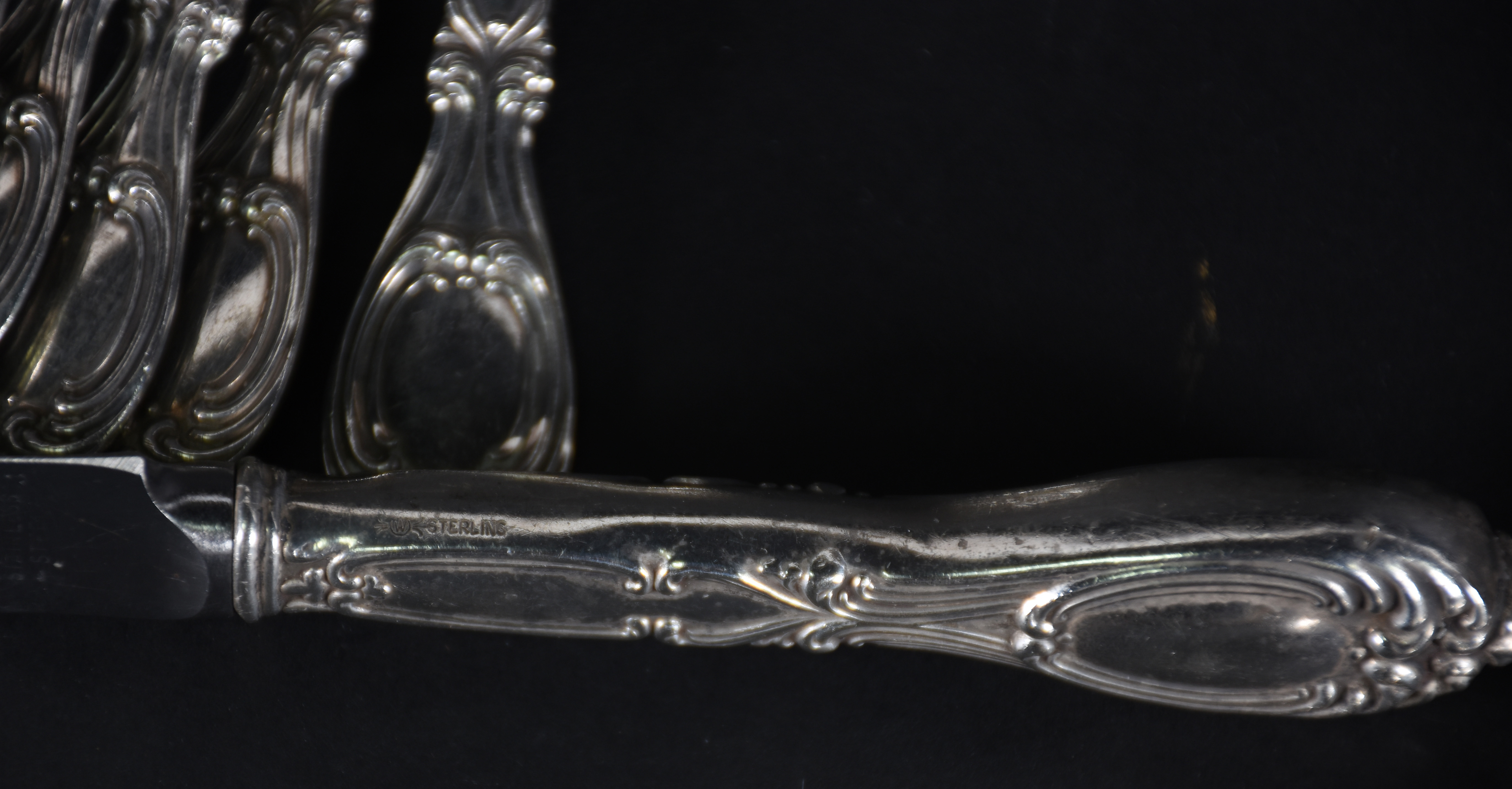 Conjunto de talheres de prata Sterling, composto de 21 peças. Peso... - foto 3 de 4