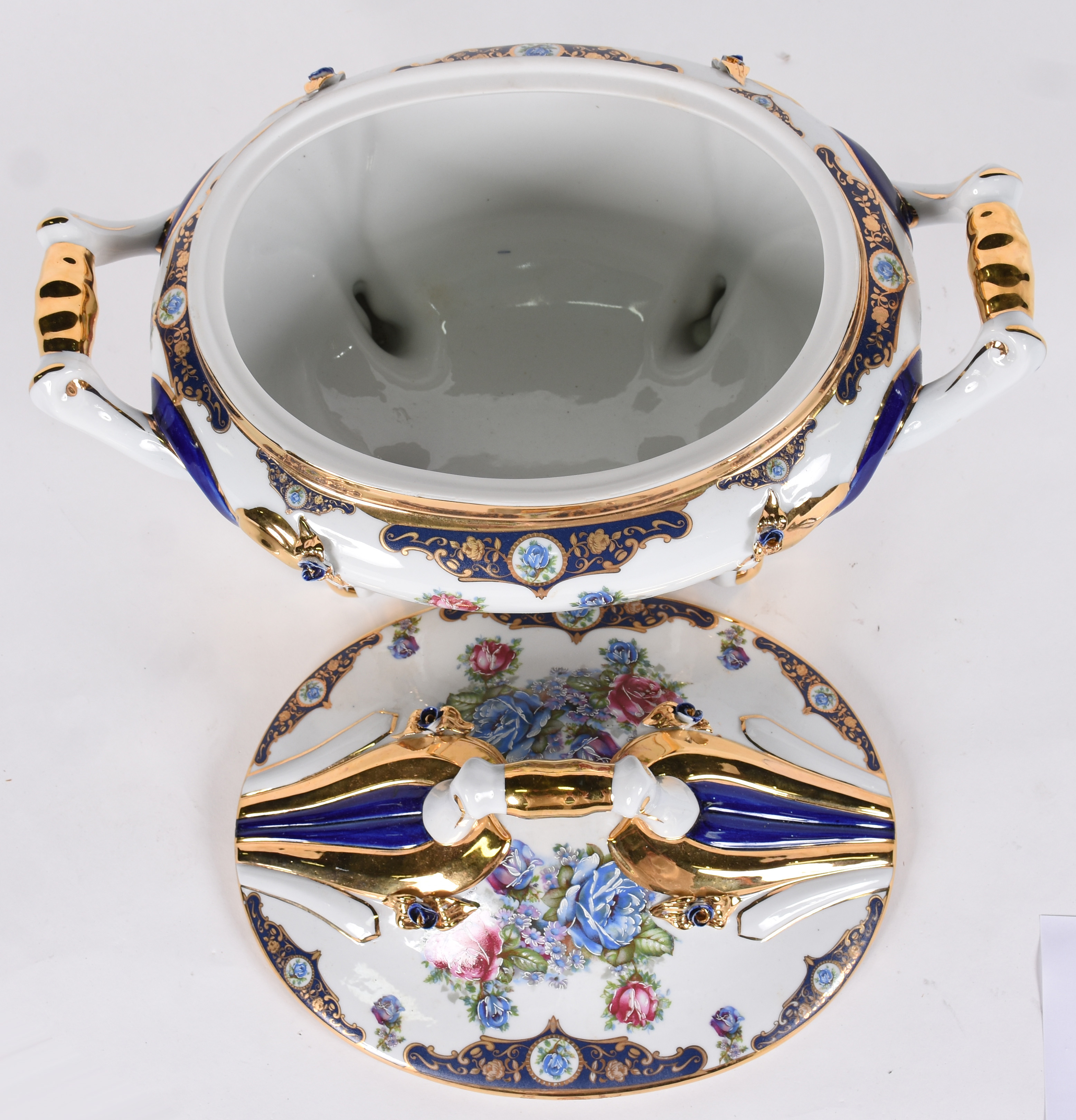 Sopeira de porcelana Portuguesa Myrtus. - foto 3 de 5