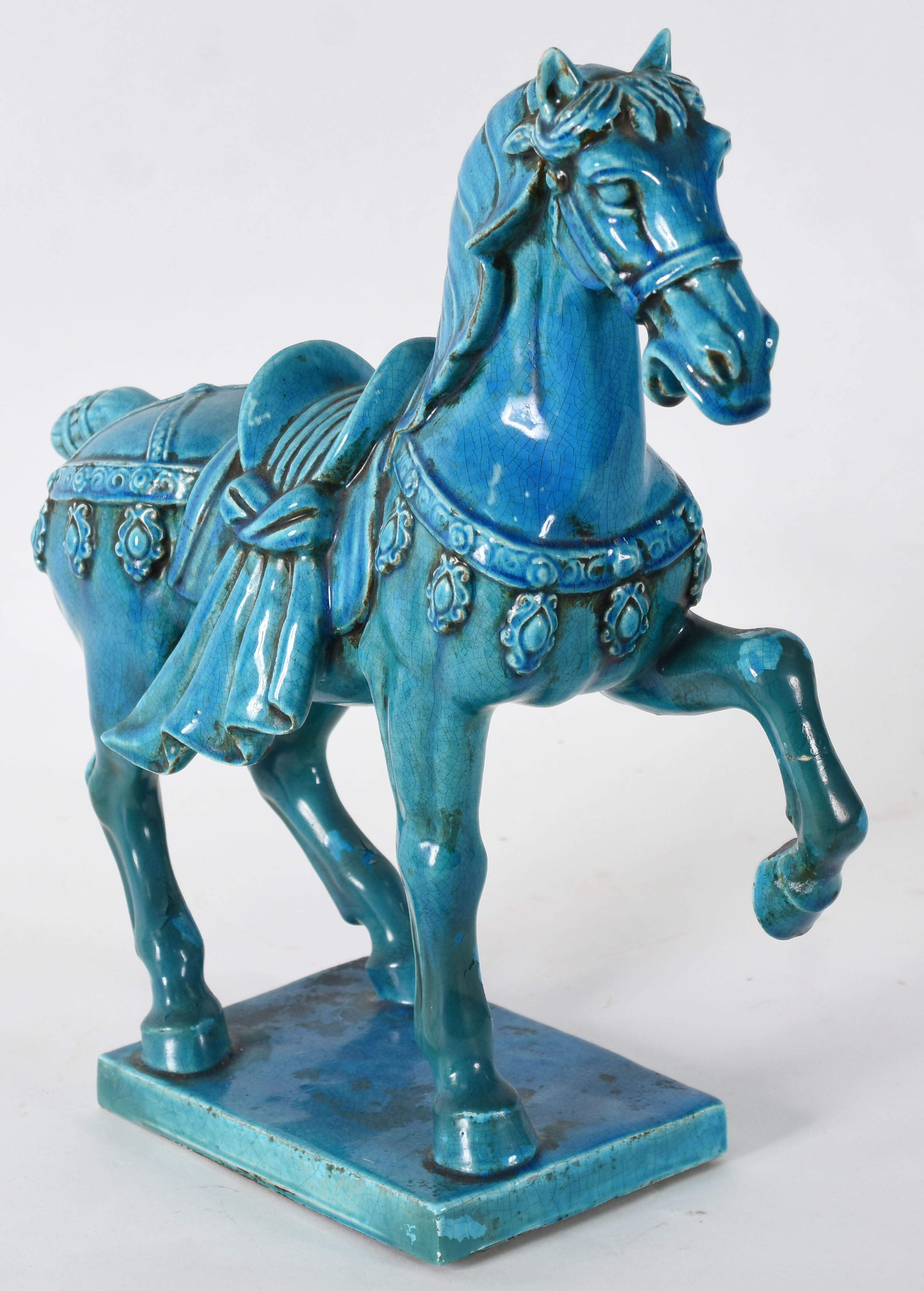 Estatueta de porcelana representando cavalo Bleu de Chine .( restauro... - foto 5 de 5