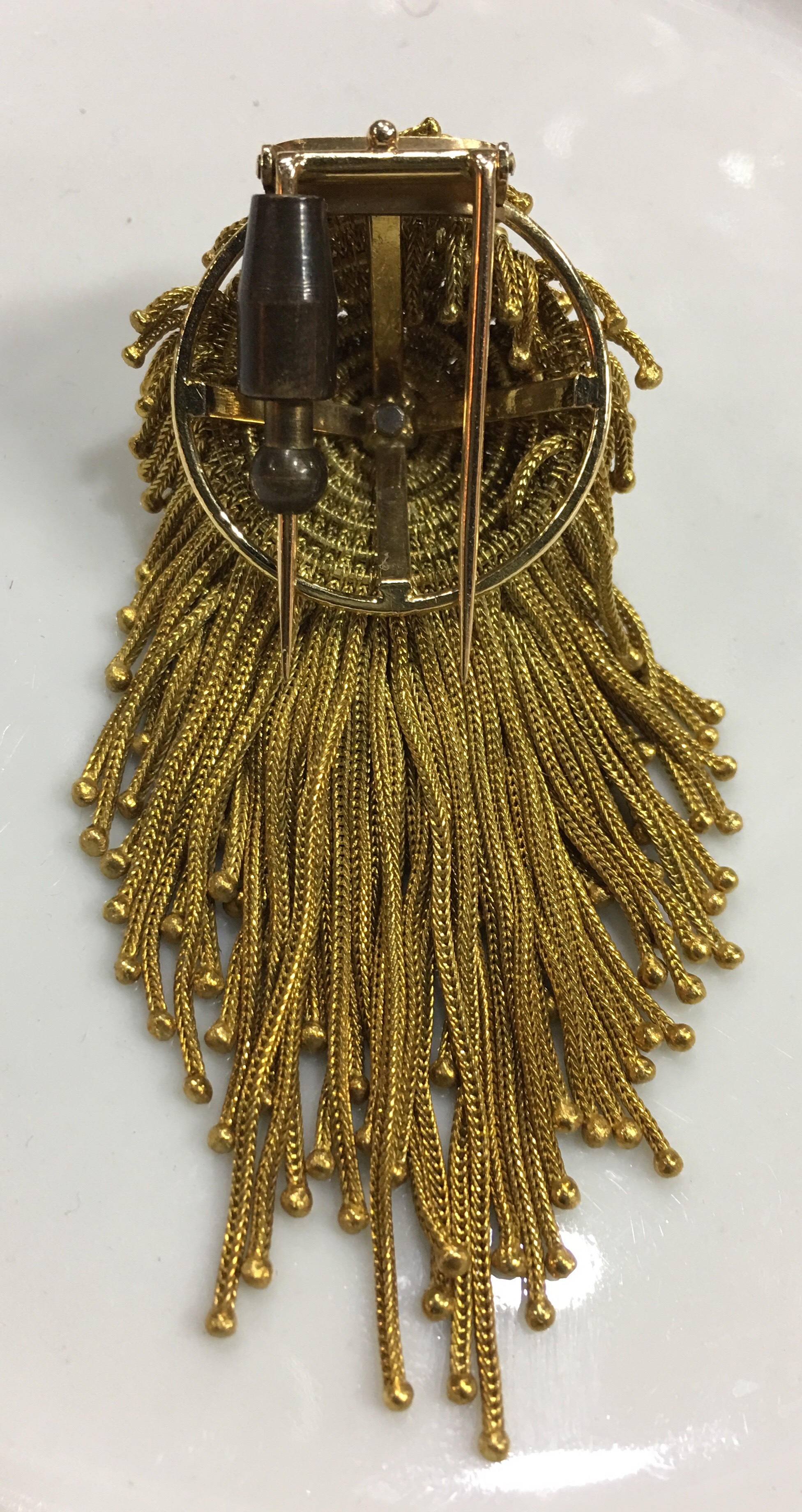 Broche de ouro 18 k com detalhe em ouro branco e 7 diamantes de... - foto 3 de 3
