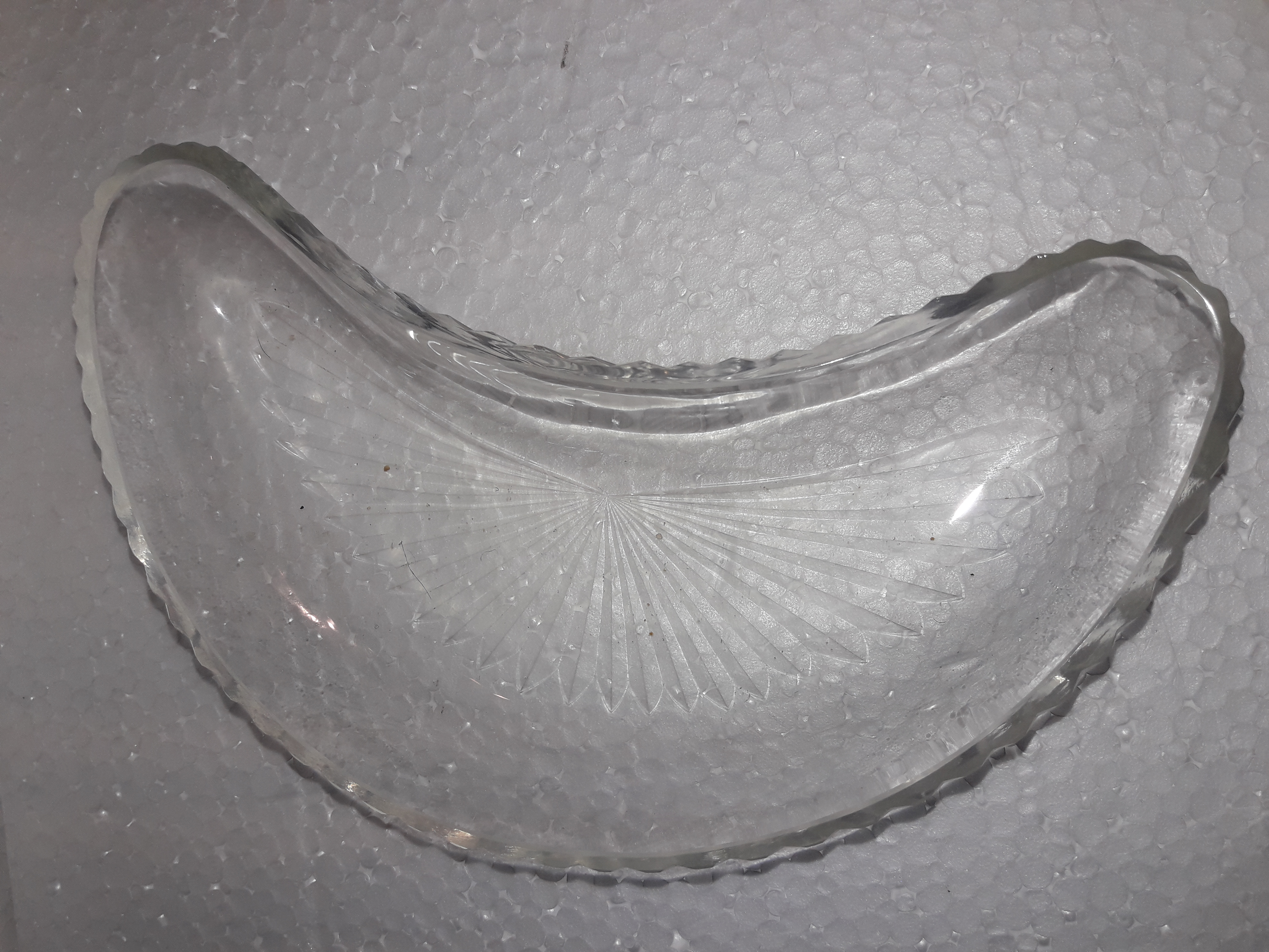 Pratos “Meia Lua” – Cristal Baccarat – para legumes ou petiscos – A... - foto 2 de 3
