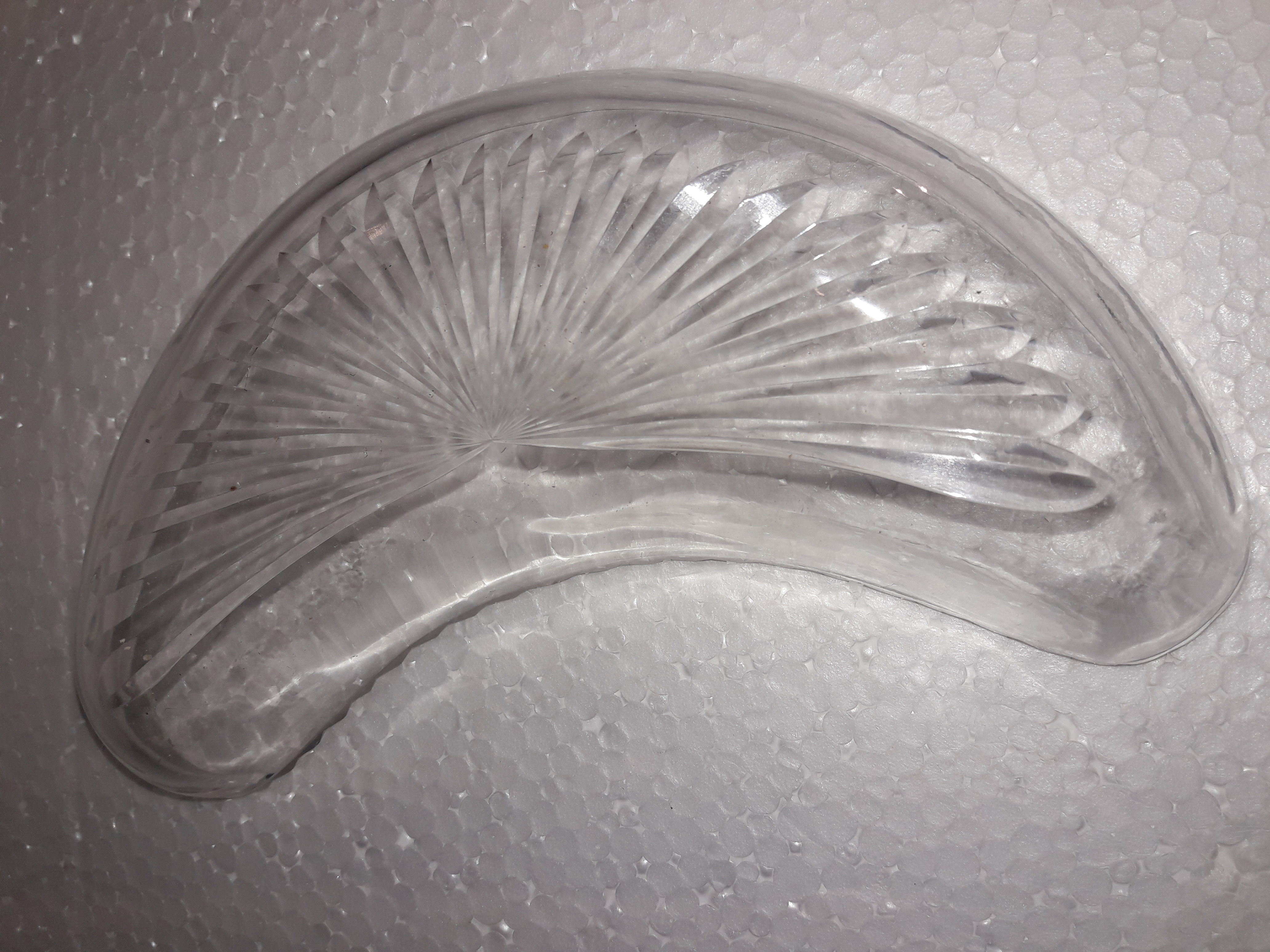 Pratos “Meia Lua” – Cristal Baccarat – para legumes ou petiscos – A... - foto 3 de 3