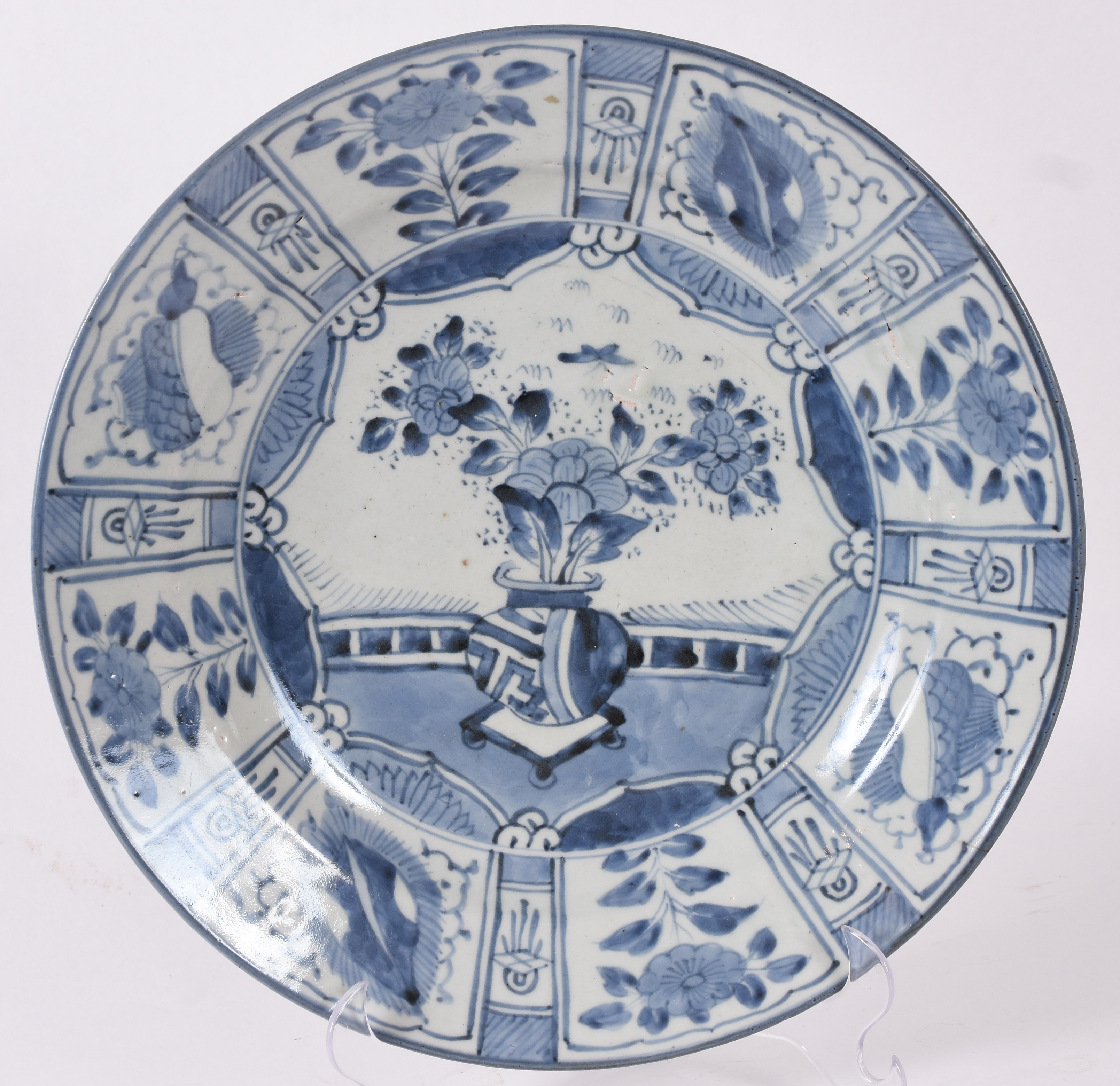 Dinastia Ming – Prato “Medalhão”- Porcelana chinesa – Decoração azul... - foto 1 de 2