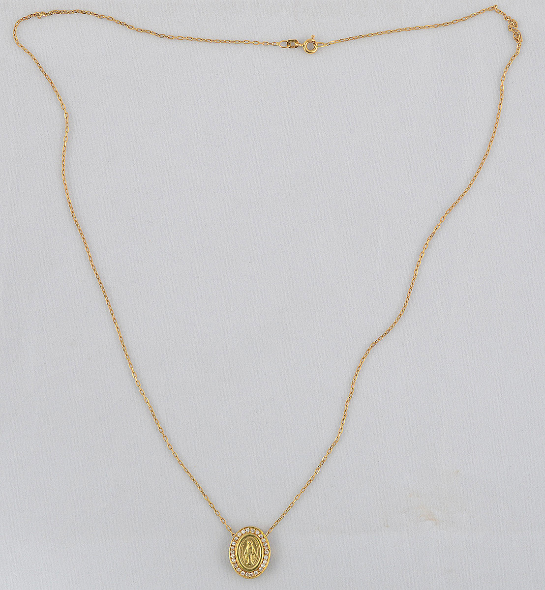 Cordão de ouro amarelo 18 k - 750 com pendente oval com imagem sacra... - foto 2 de 2