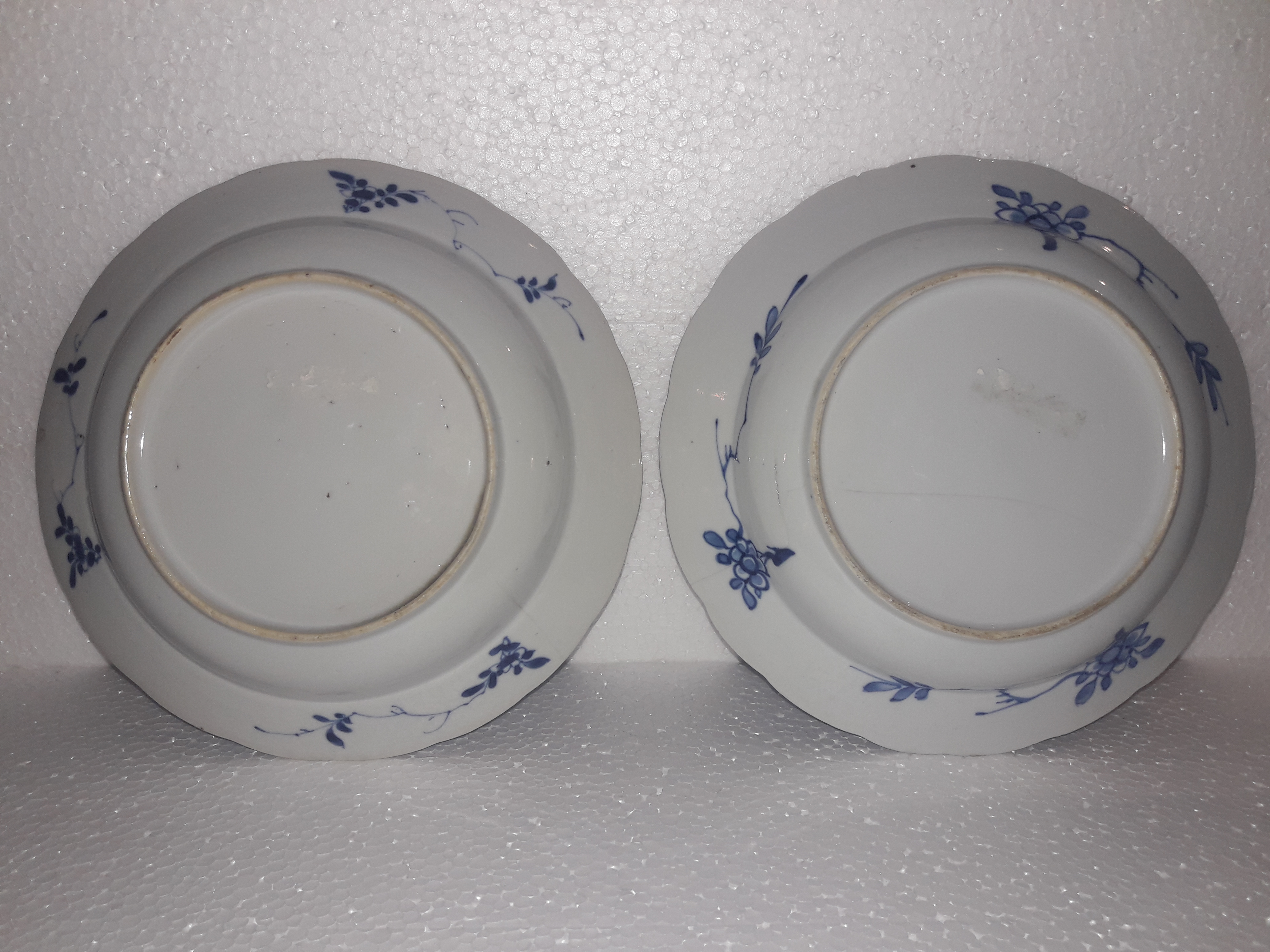 Dinastia Ming – Par de pratos – Porcelana chinesa – Decoração azul... - foto 2 de 2
