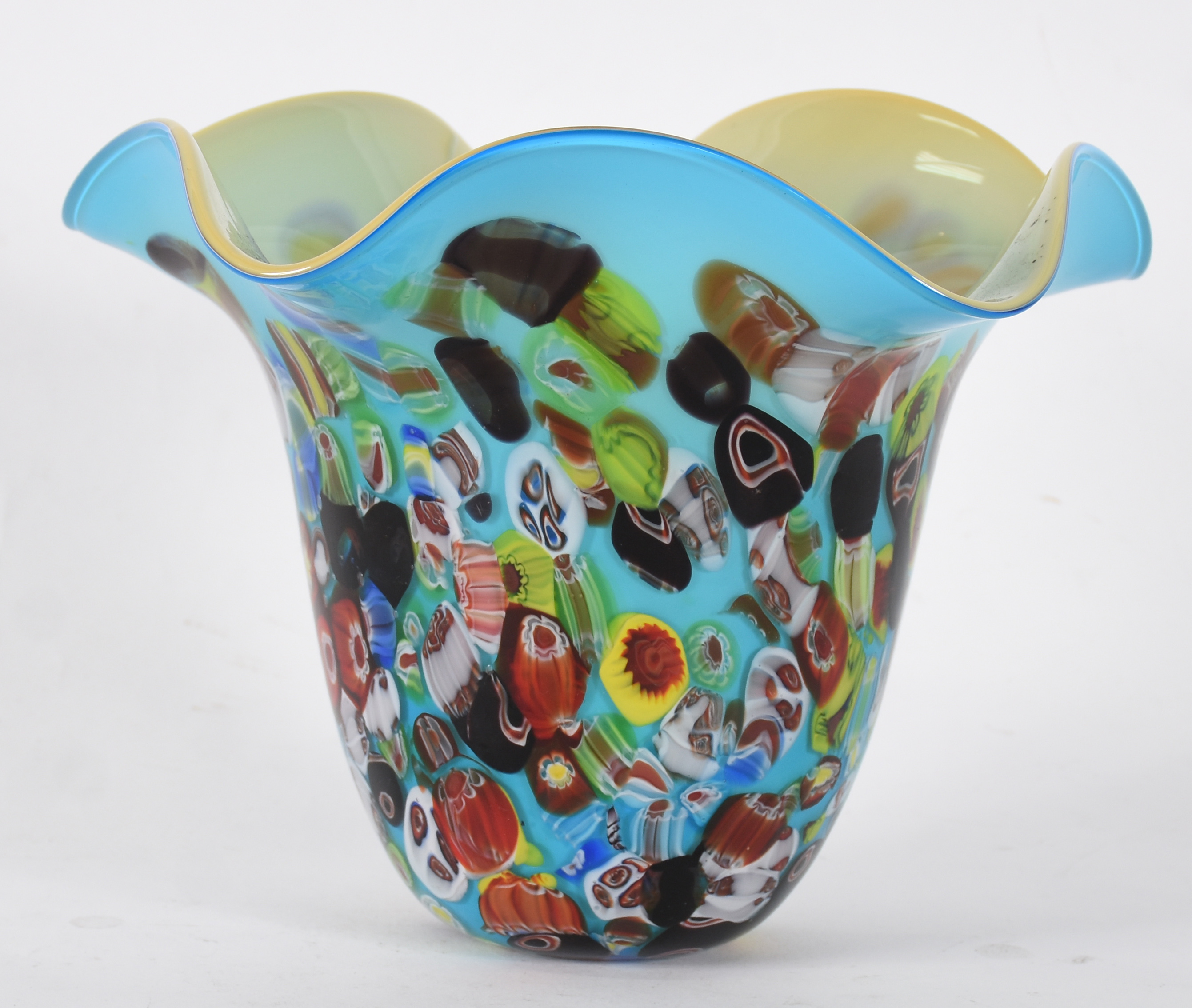Cachepot de murano com fundo na cor turquesa e decoração milifiori... - foto 3 de 5