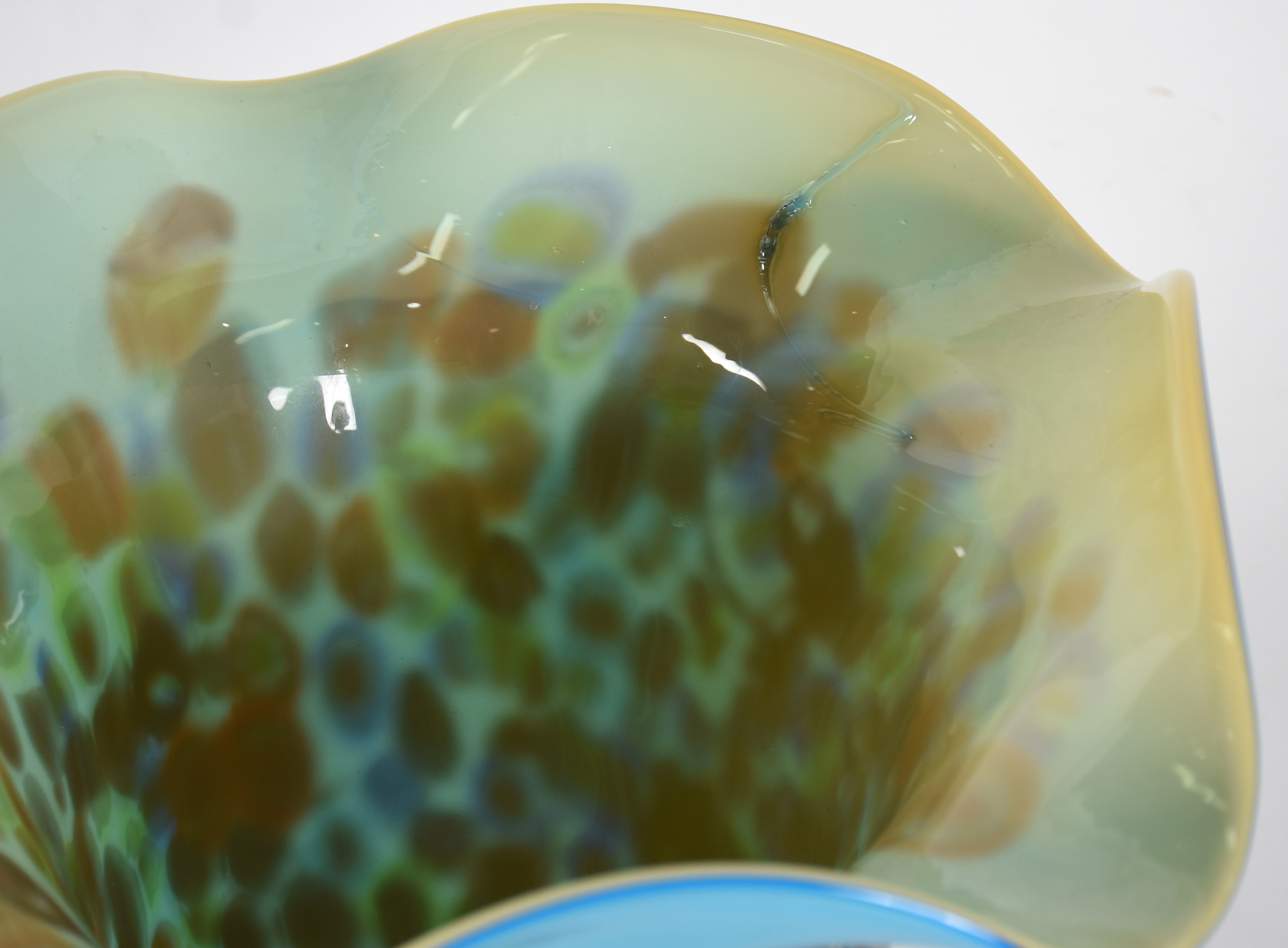 Cachepot de murano com fundo na cor turquesa e decoração milifiori... - foto 5 de 5