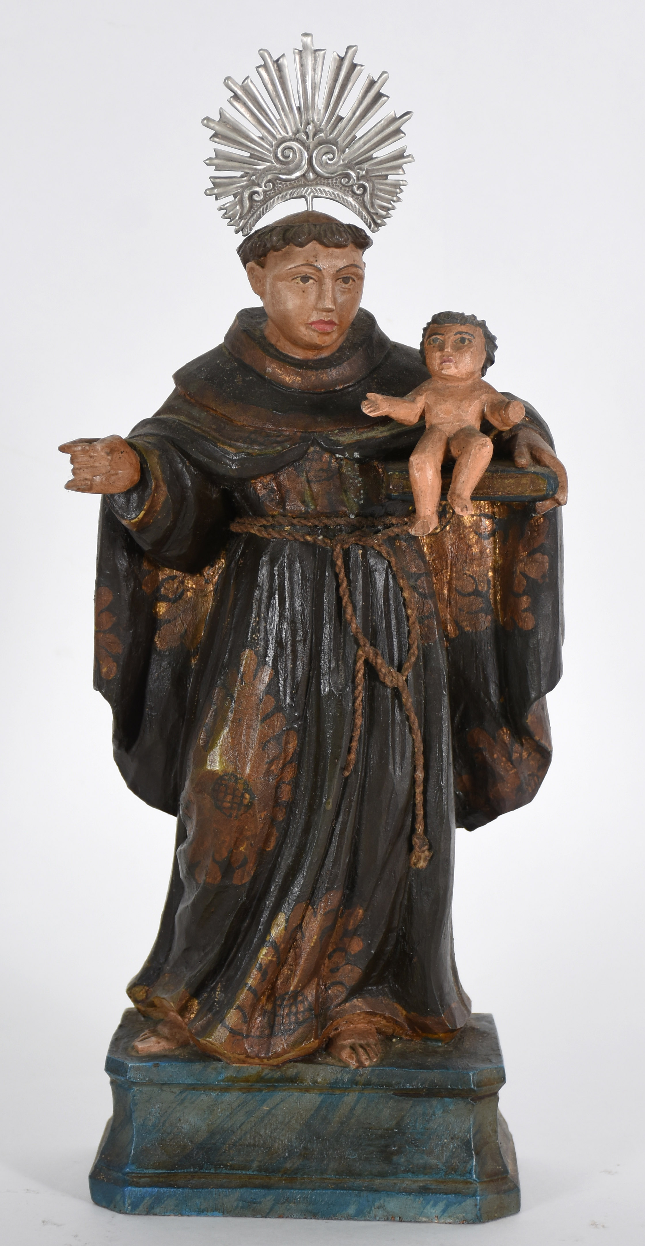 Imagem de Santo Antônio com menino de madeira policromada e dourada... - foto 1 de 3