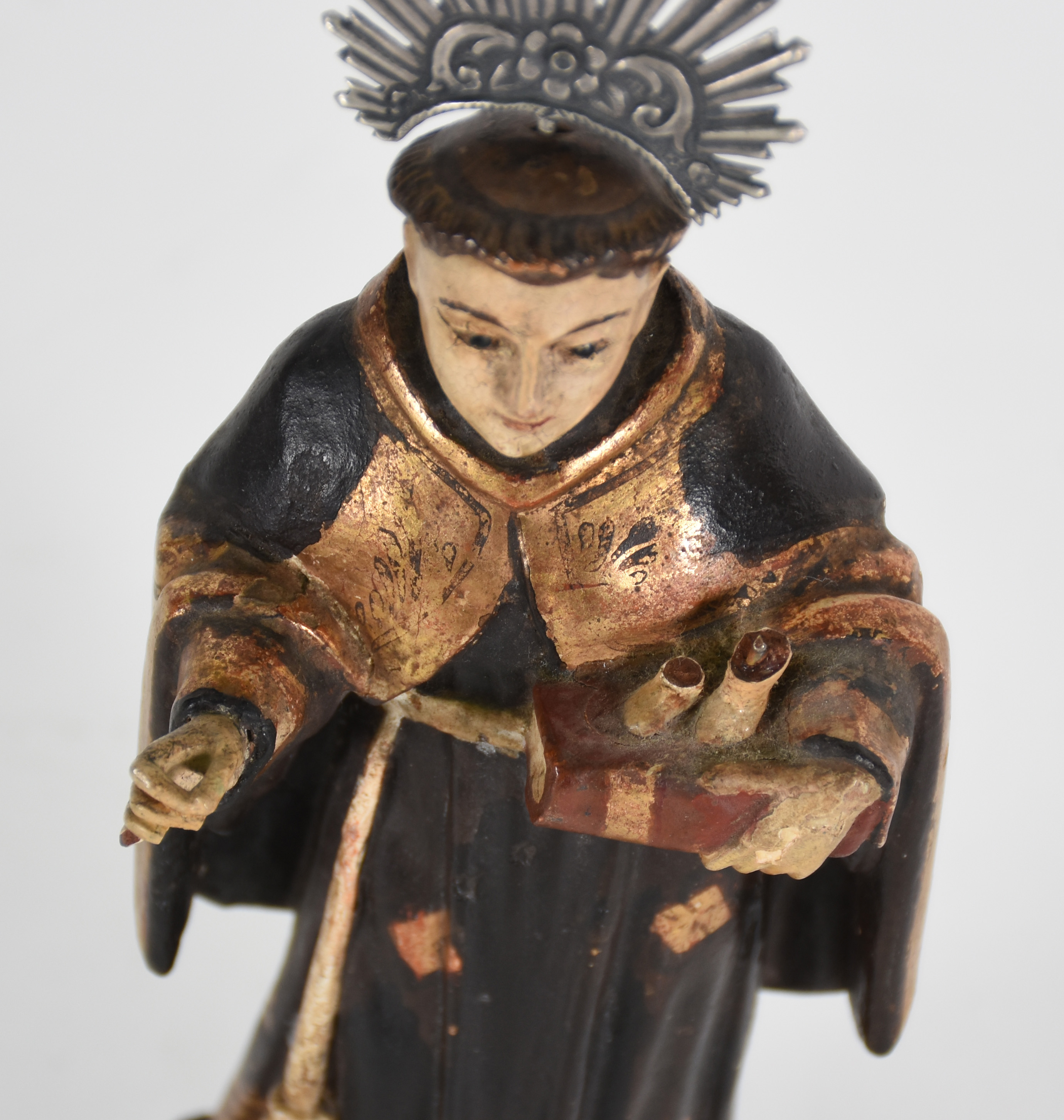 Imagem de Santo Antônio de madeira policromada, com resplendor . - foto 3 de 4