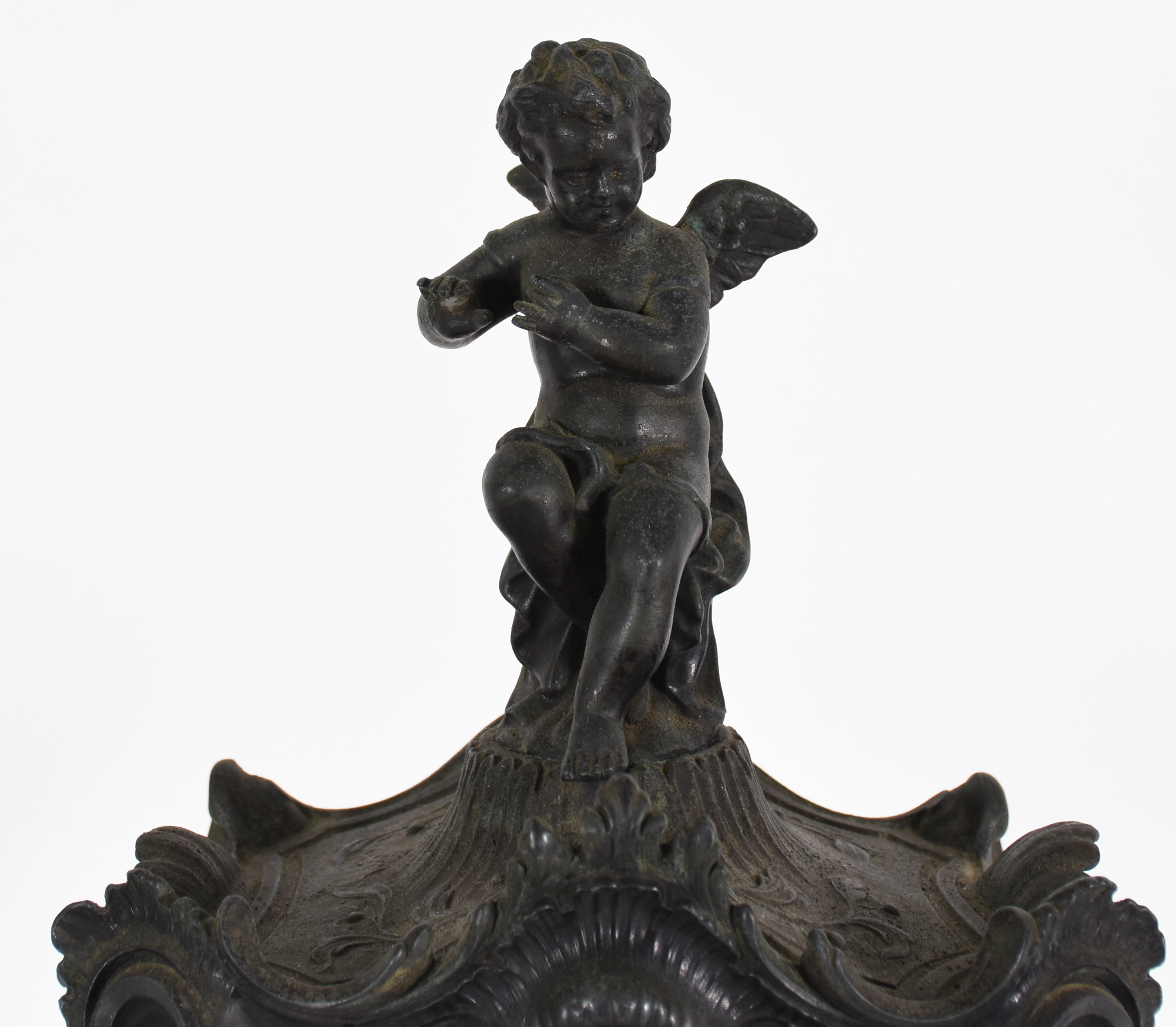 Relógio de mesa ANSONIA de bronze com laterais de vidro, encimado por... - foto 2 de 5