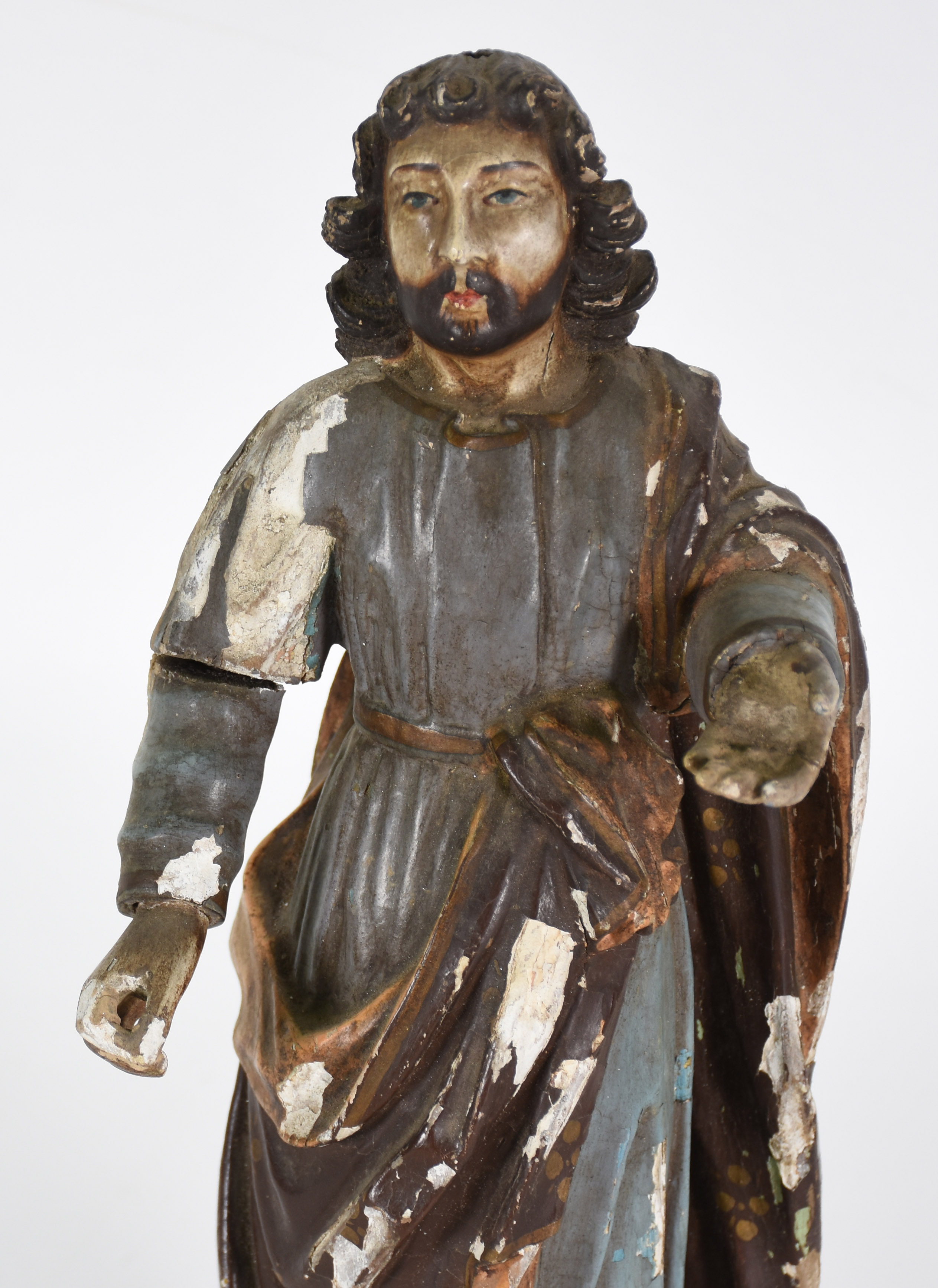 Antiga imagem de Santo de madeira policromada (pintura descascando). - foto 2 de 4