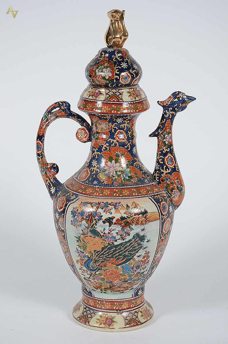 Grande bule de porcelana chinesa. Altura 48 cm. - foto 1 de 2
