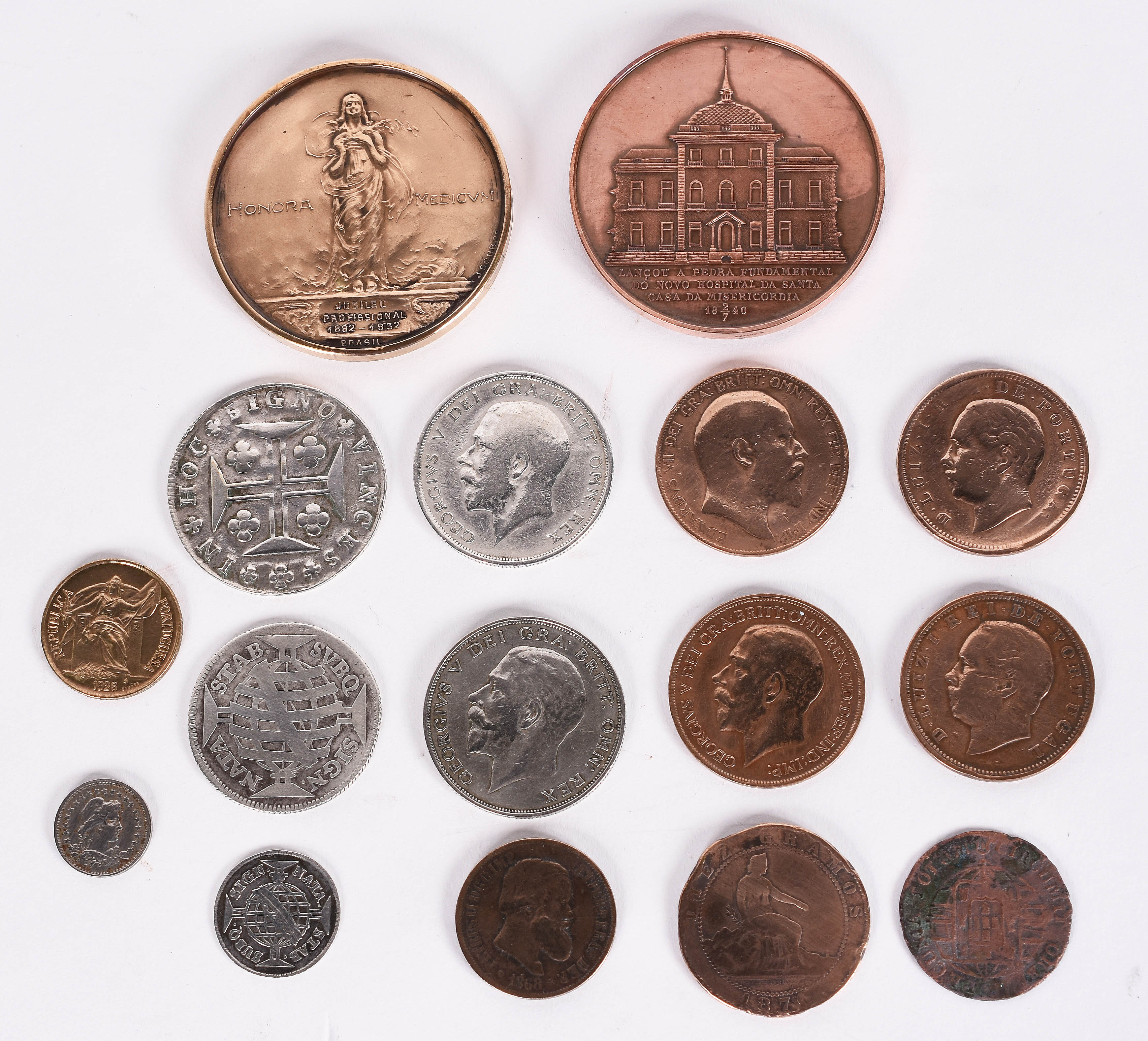 Quatorze moedas e 2 medalhas diversas . - foto 2 de 2