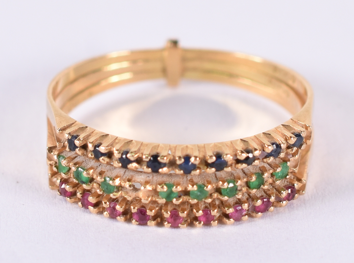 Anel de ouro 18 k , brilhante , esmeralda e rubi. Aro 17 ( Por... - foto 1 de 4