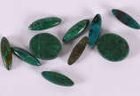 Dez pedras Malaquita  sendo 8 navetes e 2 redon... - Dez pedras Malaquita  sendo 8 navetes e 2 redondas. Total 15,5cts  (por questão de segurança a peça não se encontra na loja)