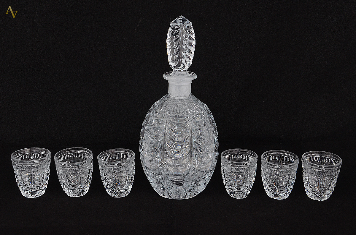Conjunto para licor de cristal da Bohemia com licoreira (altura 24...