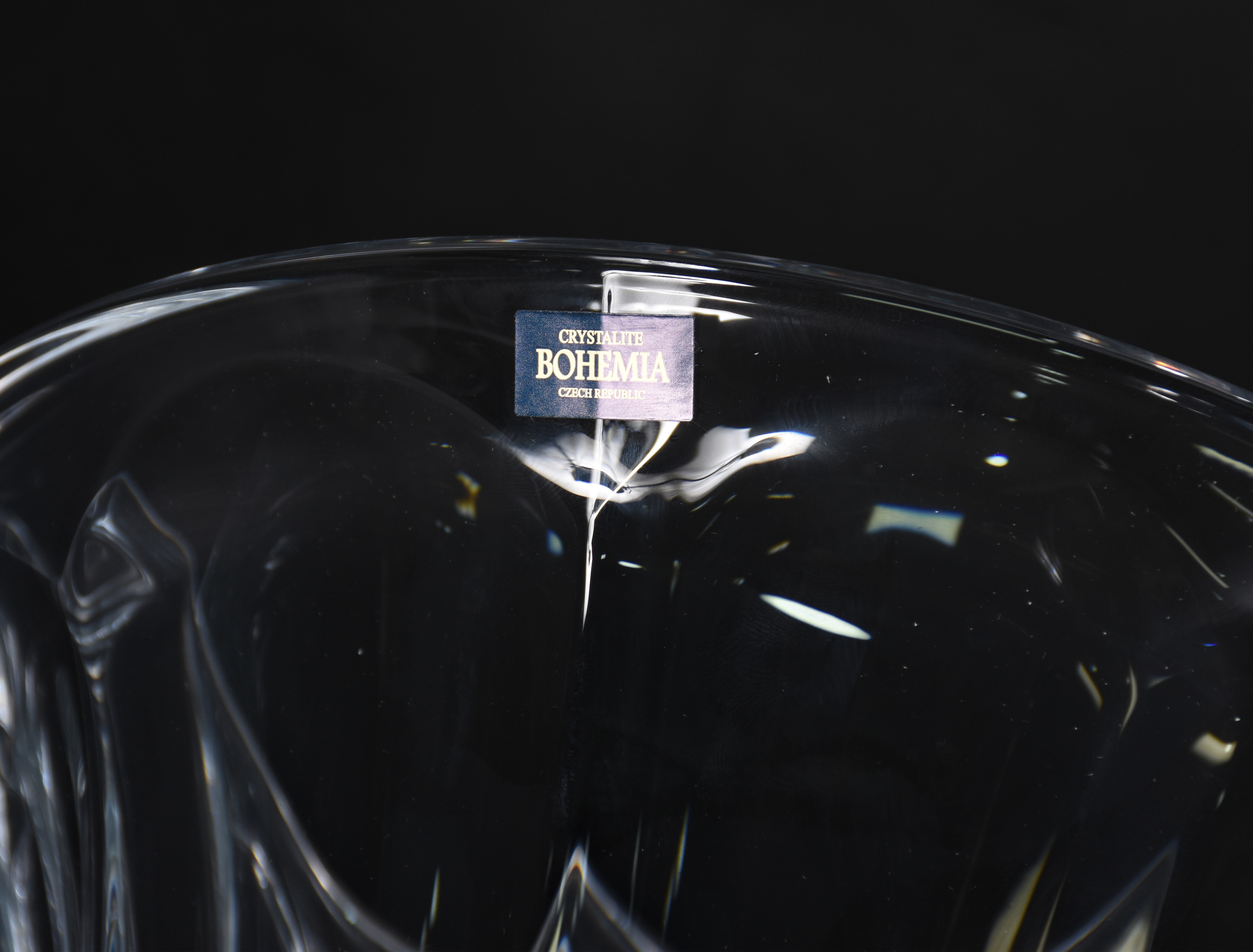 Vaso em bloco de cristal facetado - foto 4 de 4