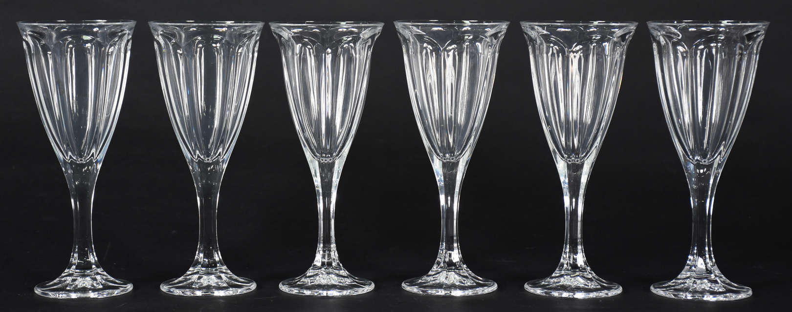 Seis taças de cristal da Bohemia 245 ml - foto 1 de 3