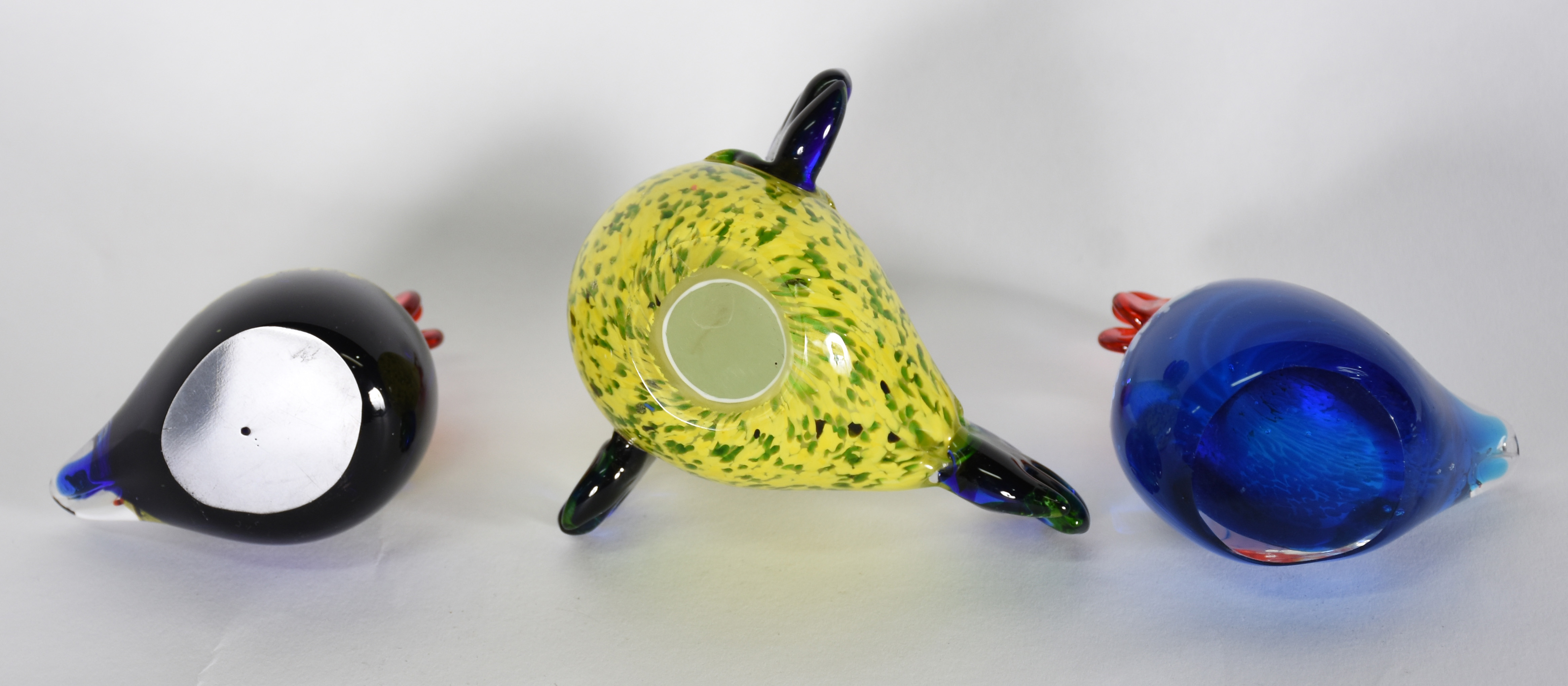 Três esculturas de murano representando "galinha". - foto 4 de 4