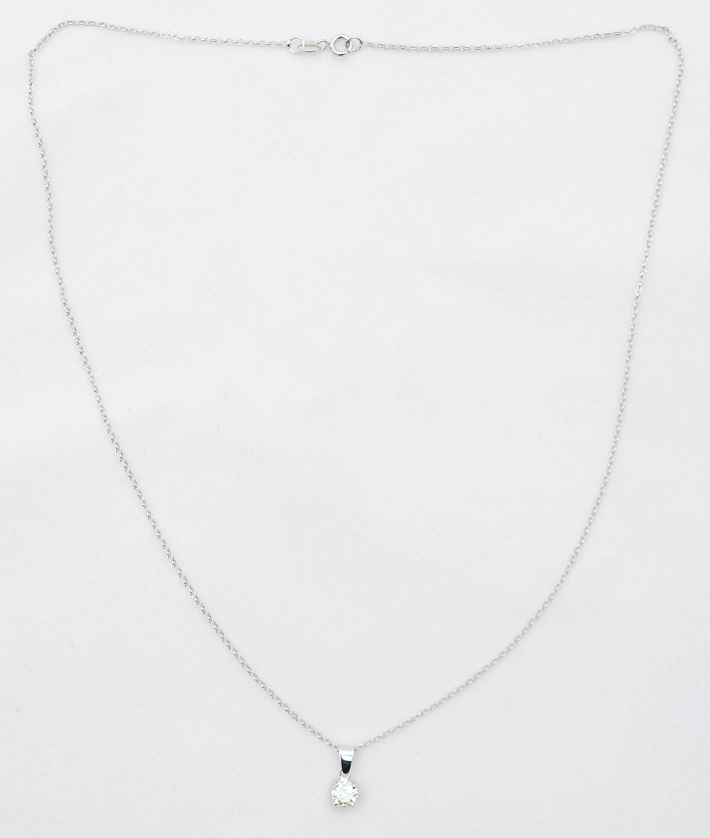 Cordão em ouro 18 k e seu pendente "Ponto de luz", ouro branco 18 k... - foto 2 de 2