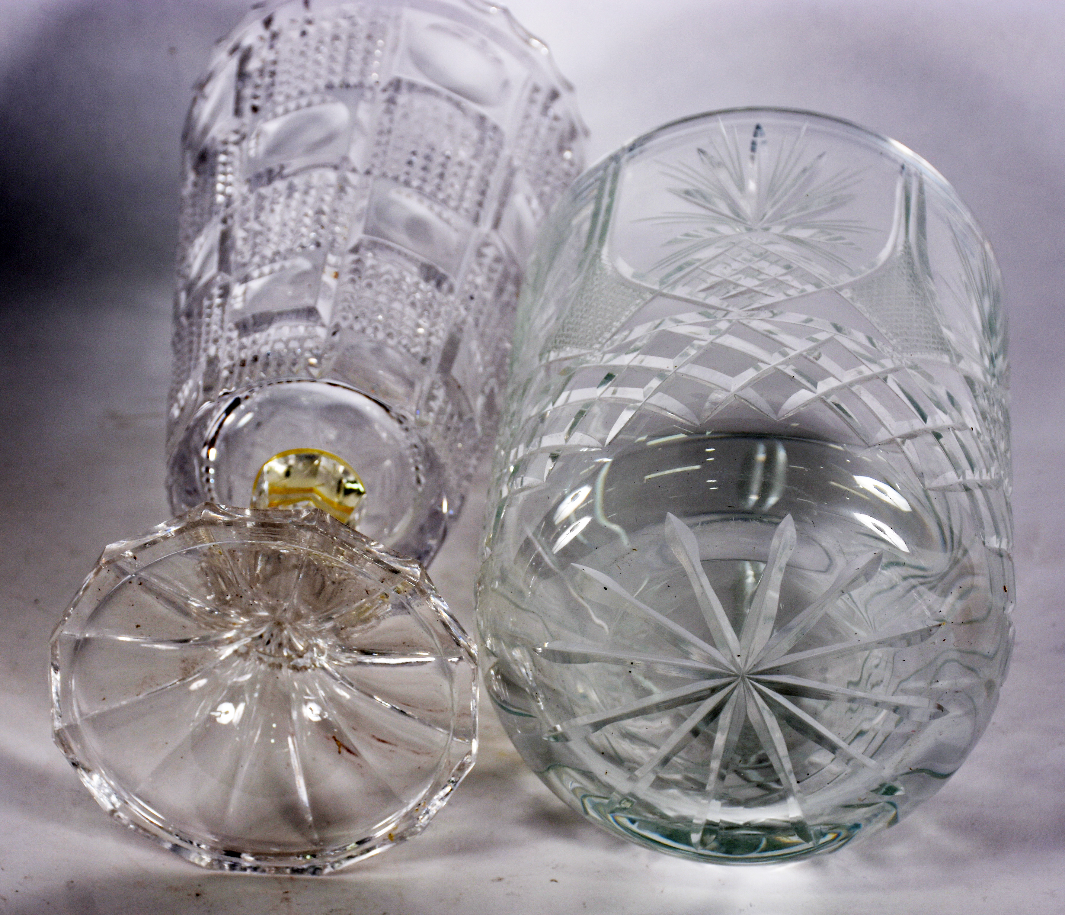 Duas bombonieres de cristal tcheco lapidado. - foto 4 de 4