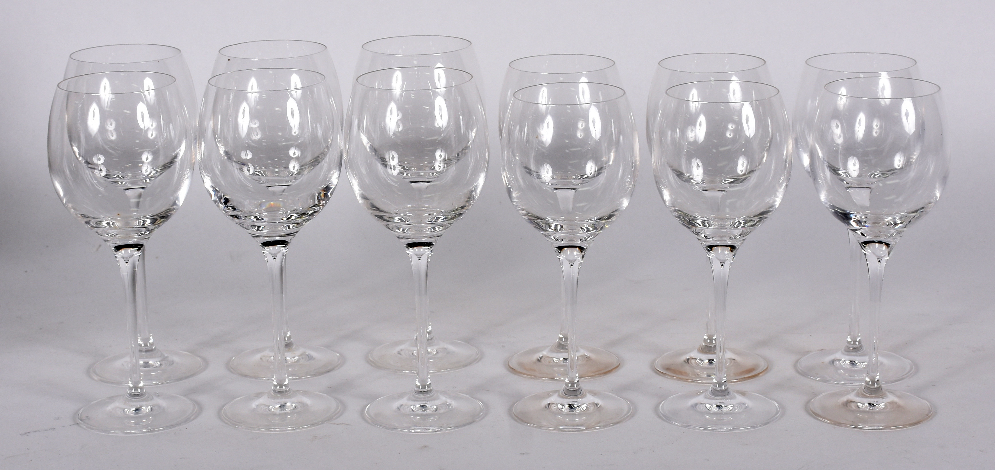 Conjunto de cristal italiano, composto de seis cálices para vinho... - foto 1 de 4