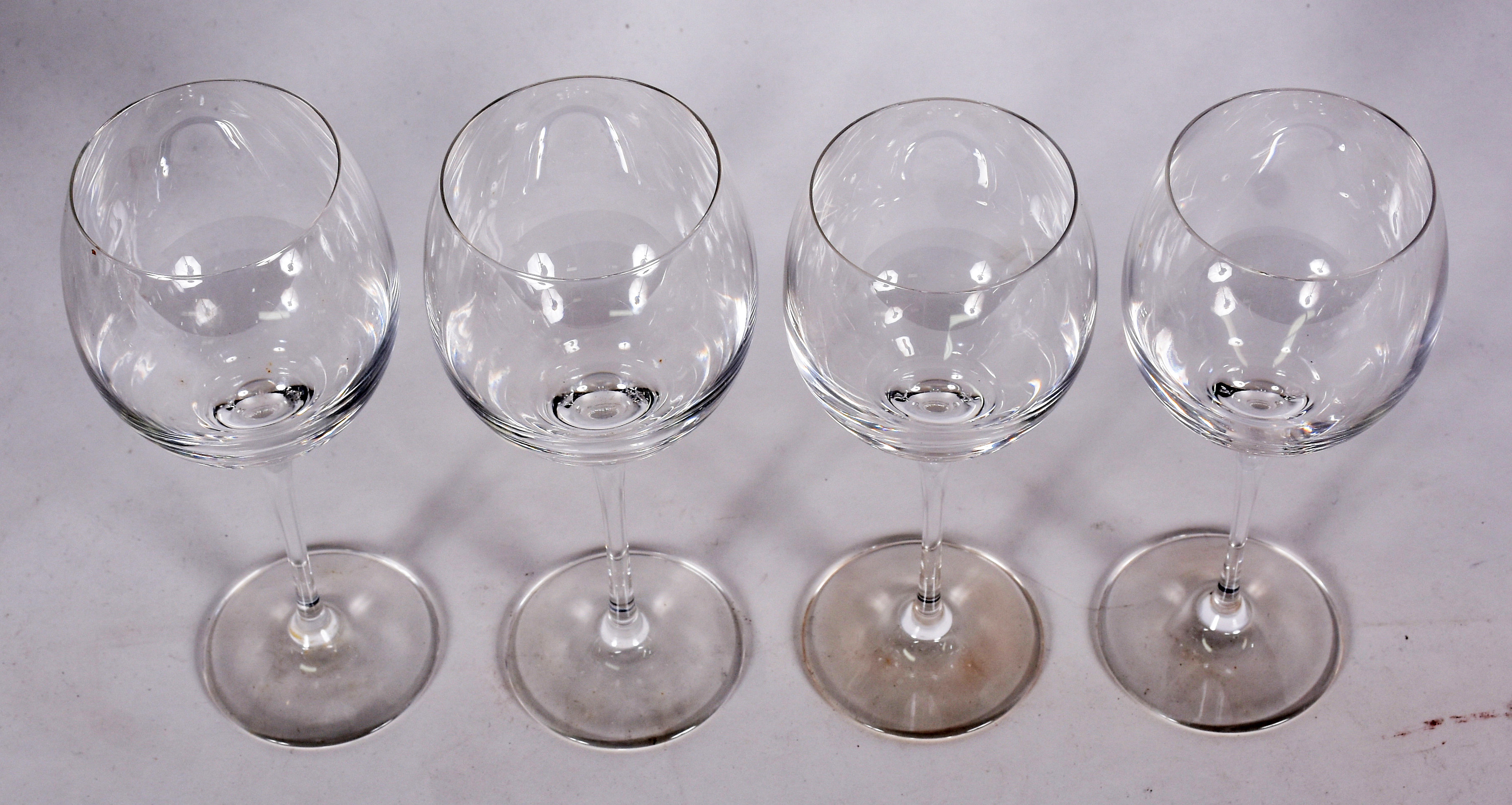 Conjunto de cristal italiano, composto de seis cálices para vinho... - foto 4 de 4