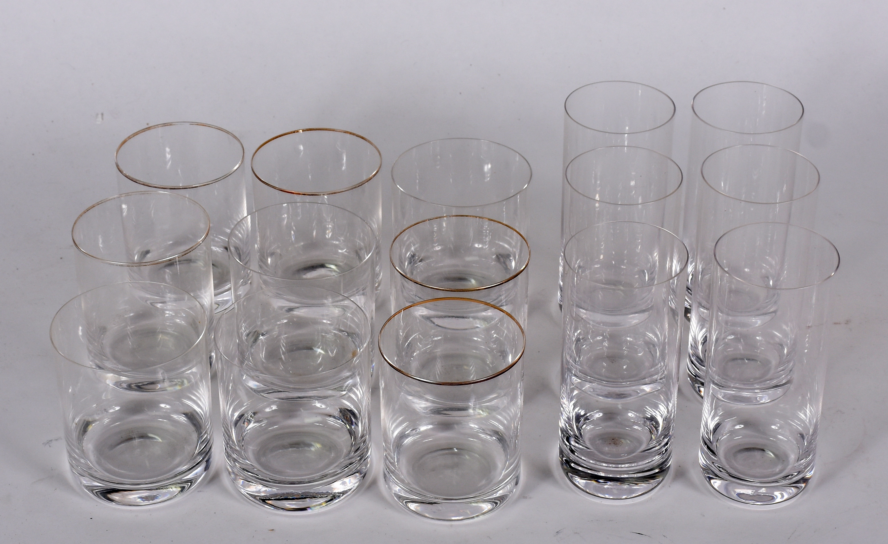 Conjunto de cristal Strauss composto de 9 copos curtos e 6 copos... - foto 3 de 5