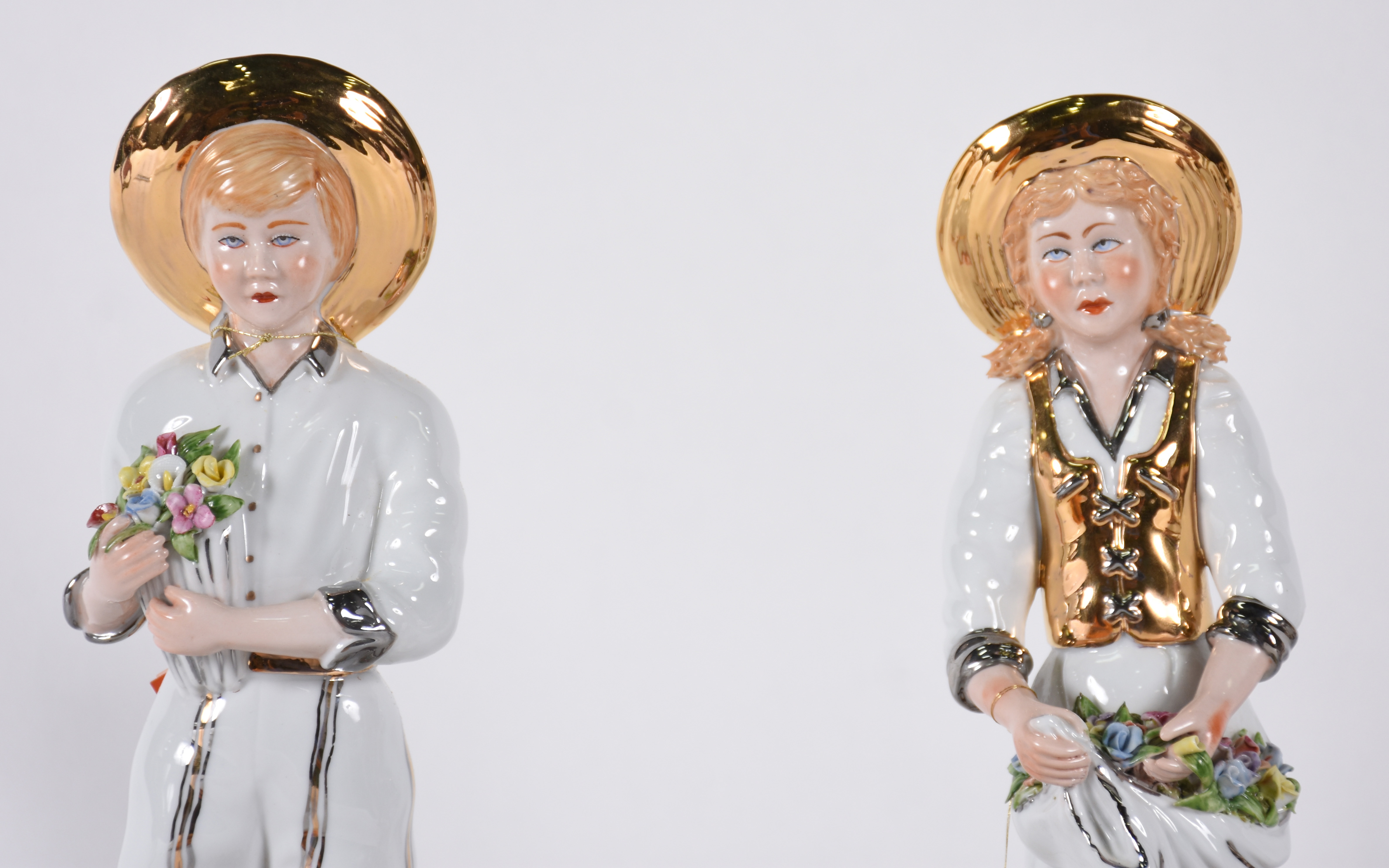 Casal de camponês - Esta estatueta foi elaborada com a mais pura... - foto 2 de 4