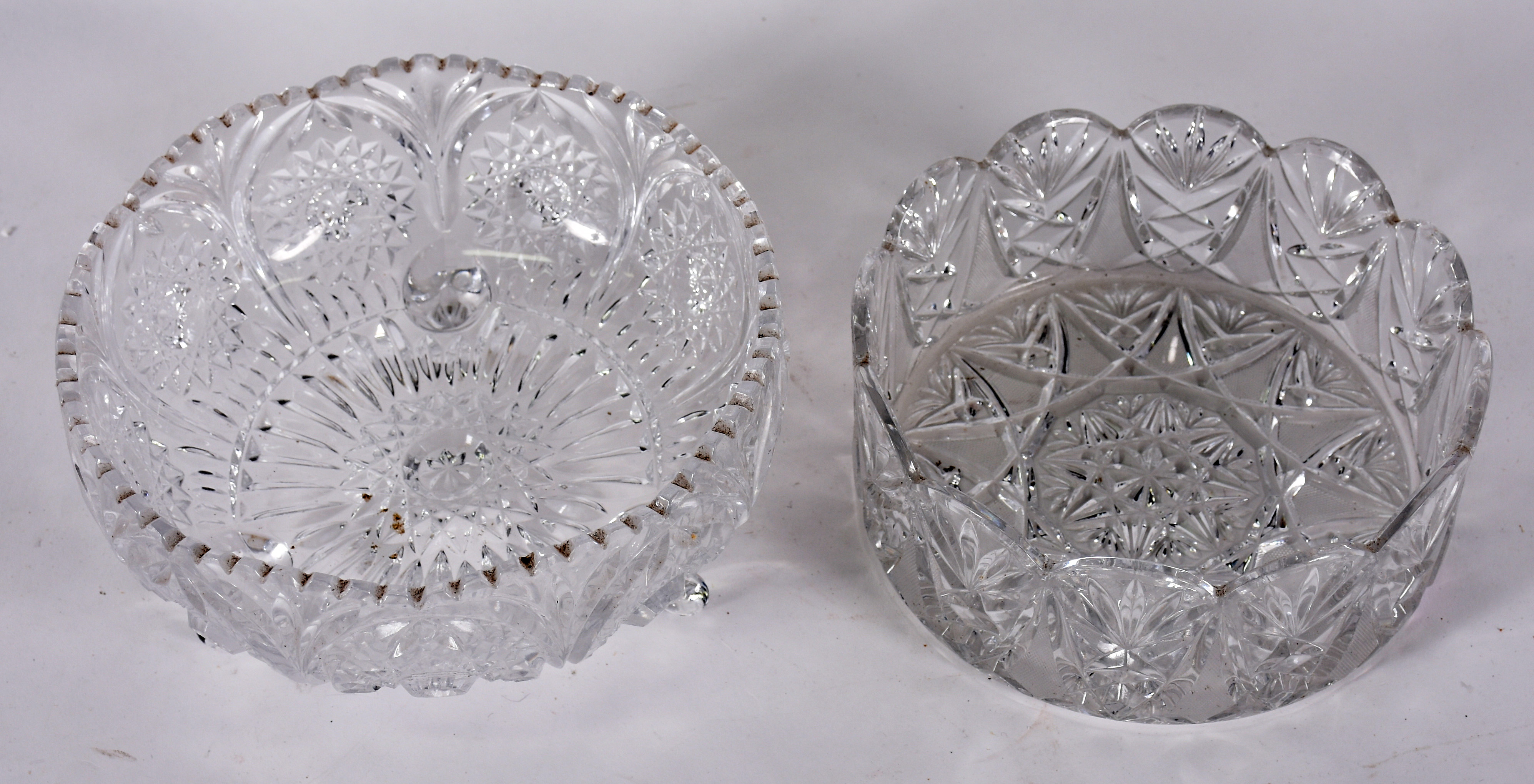 Duas fruteiras de cristal tcheco lapidado. - foto 2 de 3