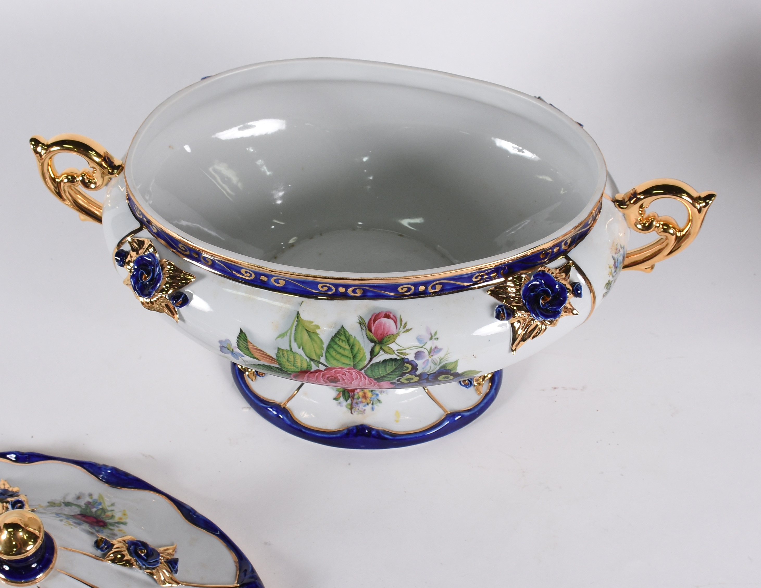 Sopeira de porcelana portuguesa Myrtus. - foto 3 de 5