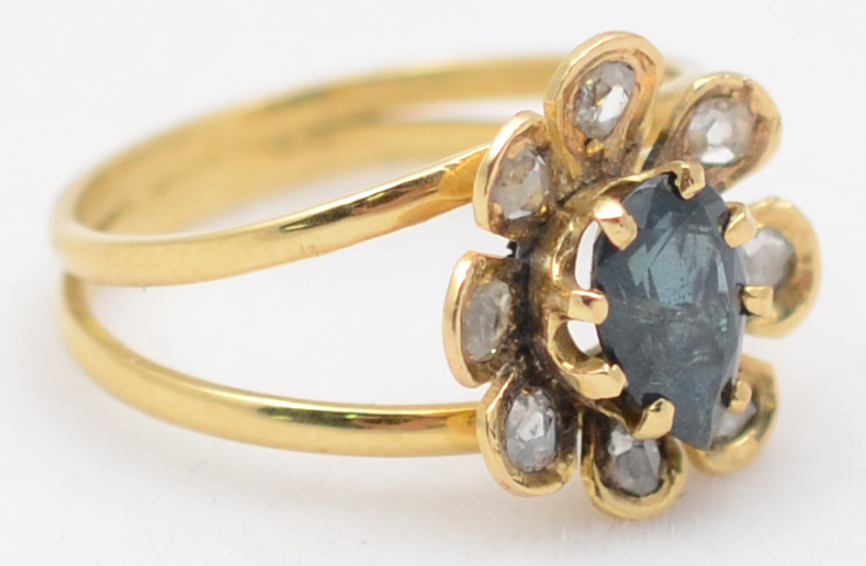Anel de ouro 18 k, safira azul "gota", ornamentada com diamantes... - foto 1 de 2