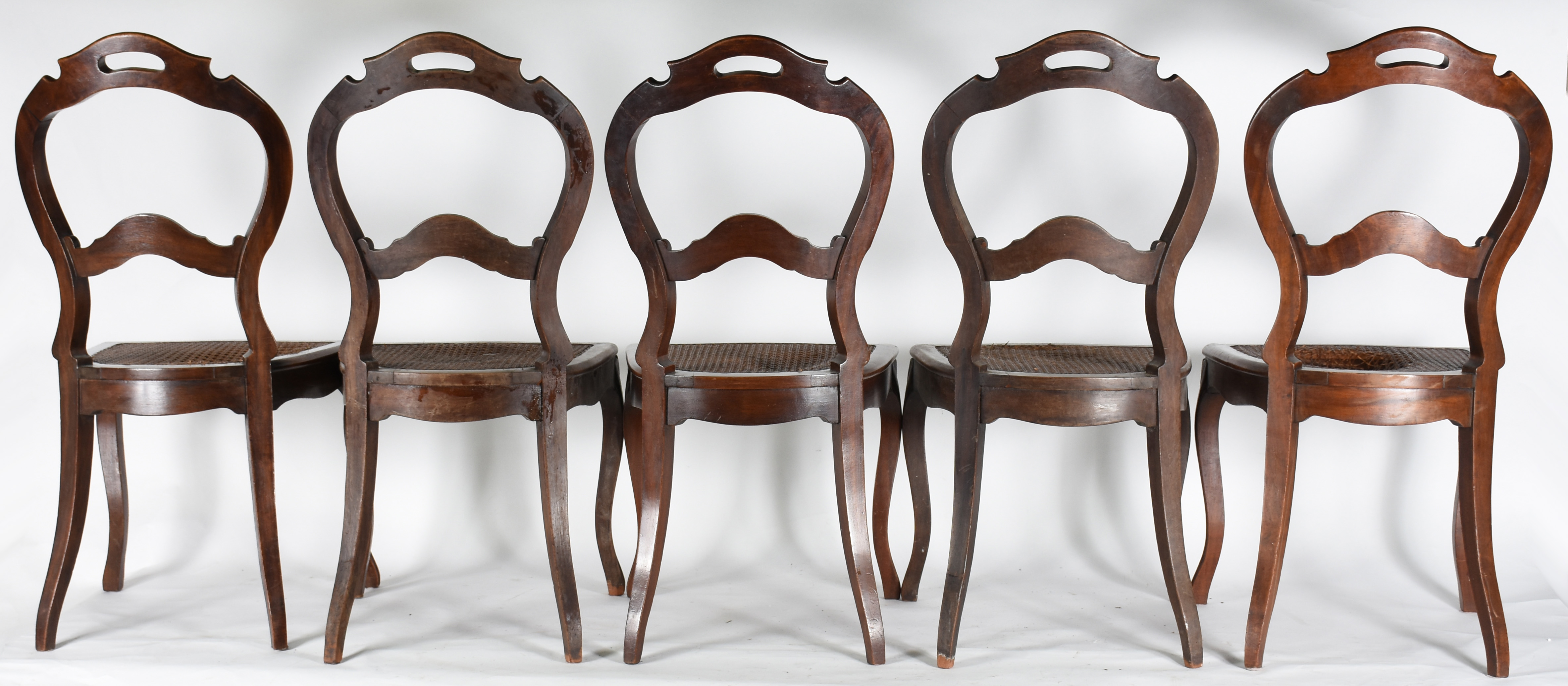 Dez cadeiras para sala de jantar de madeira nobre com assentos de... - foto 4 de 9