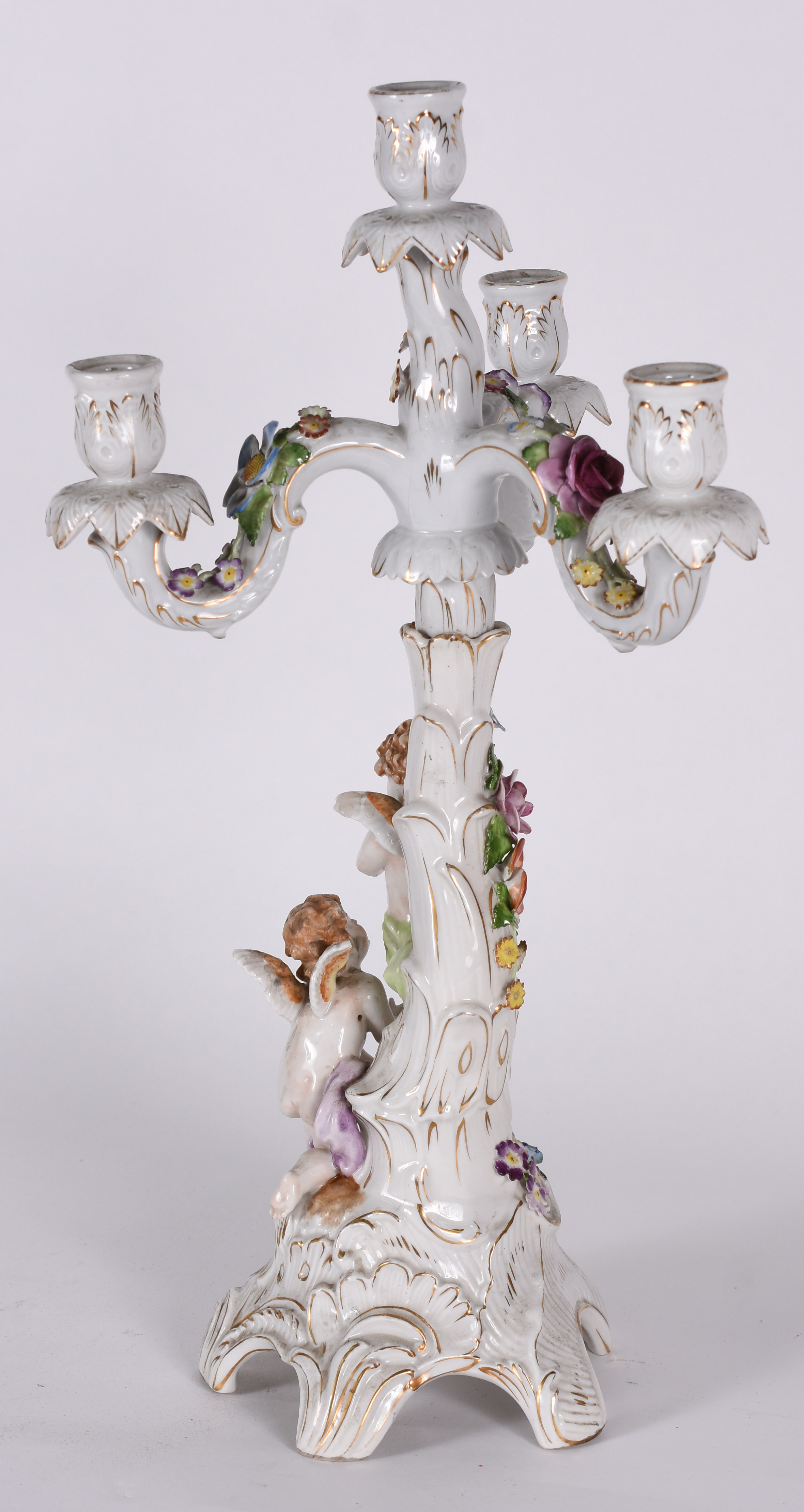 Candelabro para 3 velas de porcelana alemã Von Schierholz, base... - foto 3 de 7