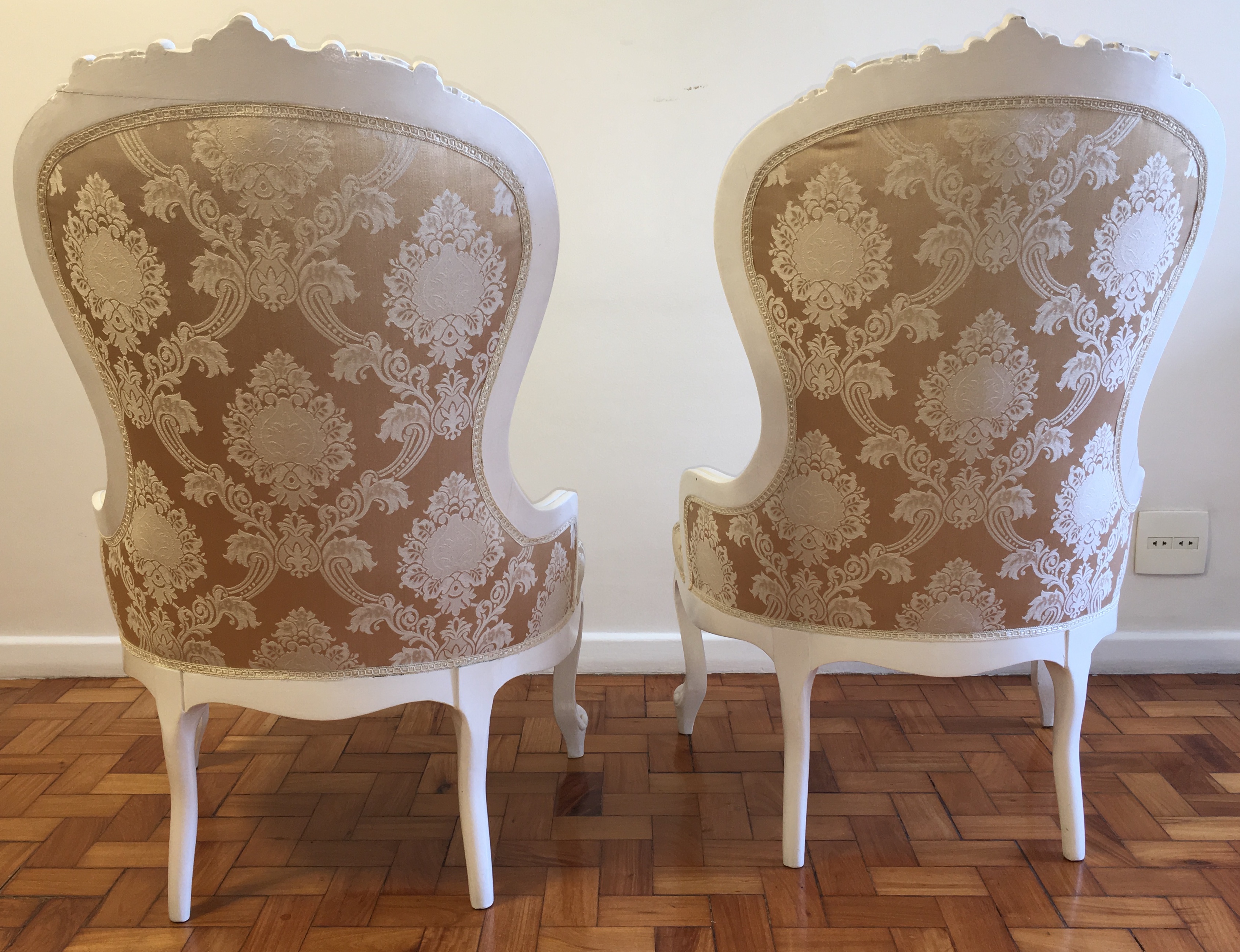 Conjunto de Sofá para 3 lugares e par de poltronas estilo vitoriano... - foto 5 de 5