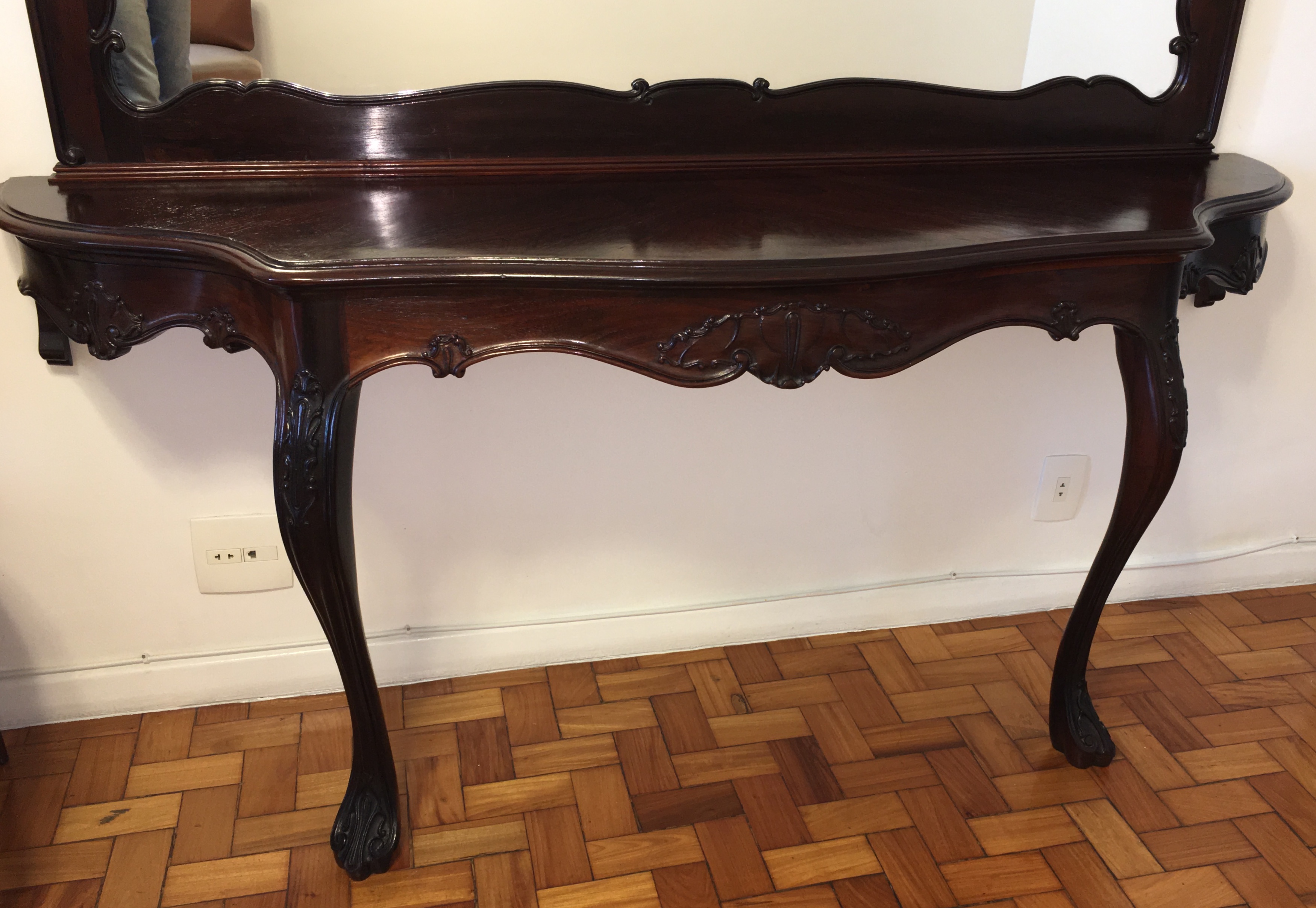 Console D. José de jacarandá, pernas frontais arqueadas e com... - foto 4 de 4
